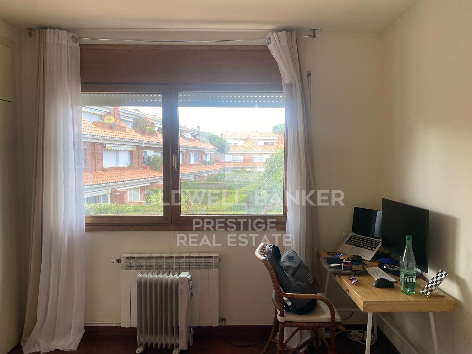 Comfortable house 80m from the beach