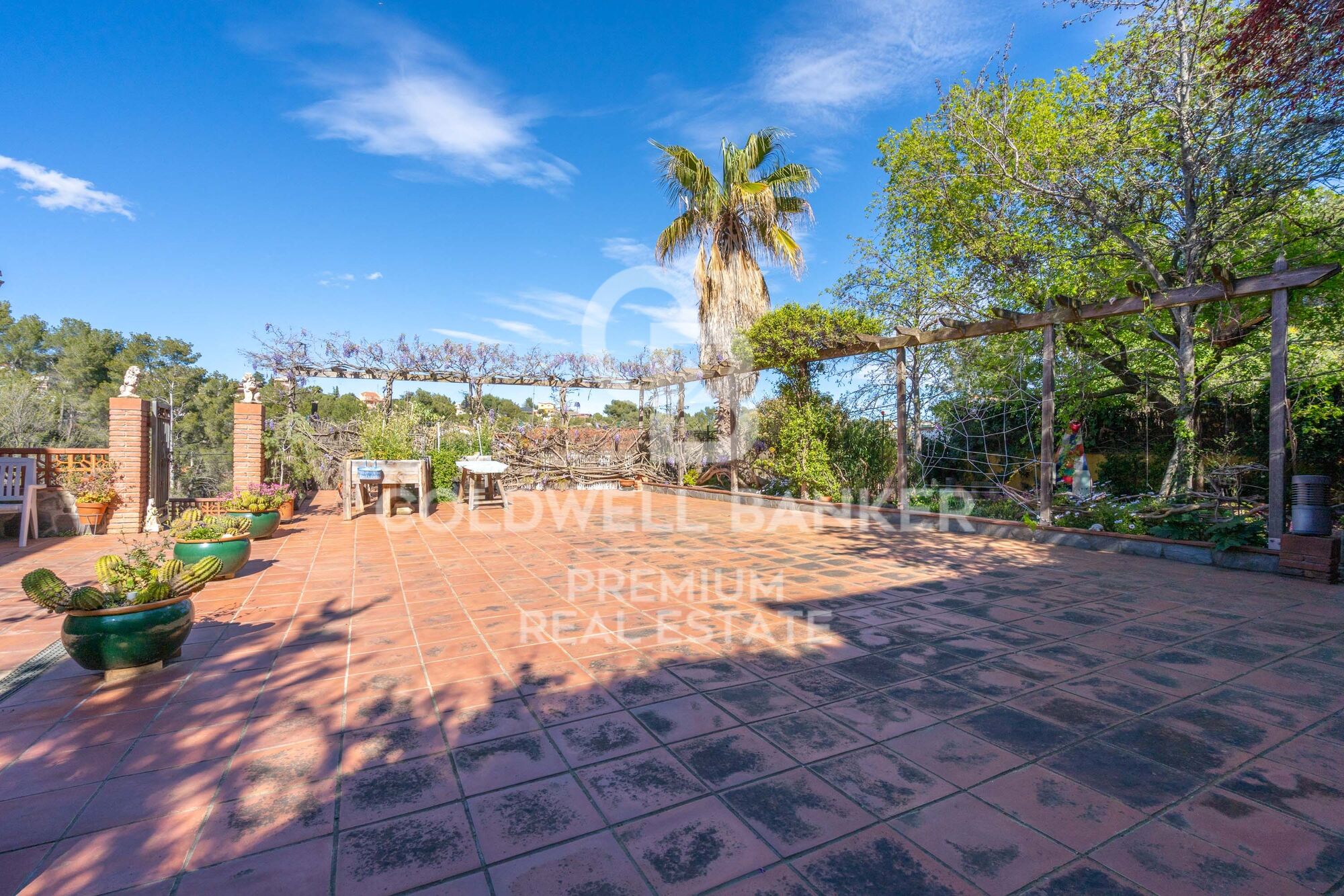 Espacio y Serenidad: Una Oportunidad Única en Can Mir - Castellnou