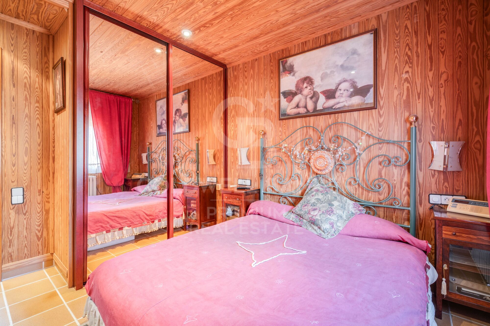 Espacio y Serenidad: Una Oportunidad Única en Can Mir - Castellnou