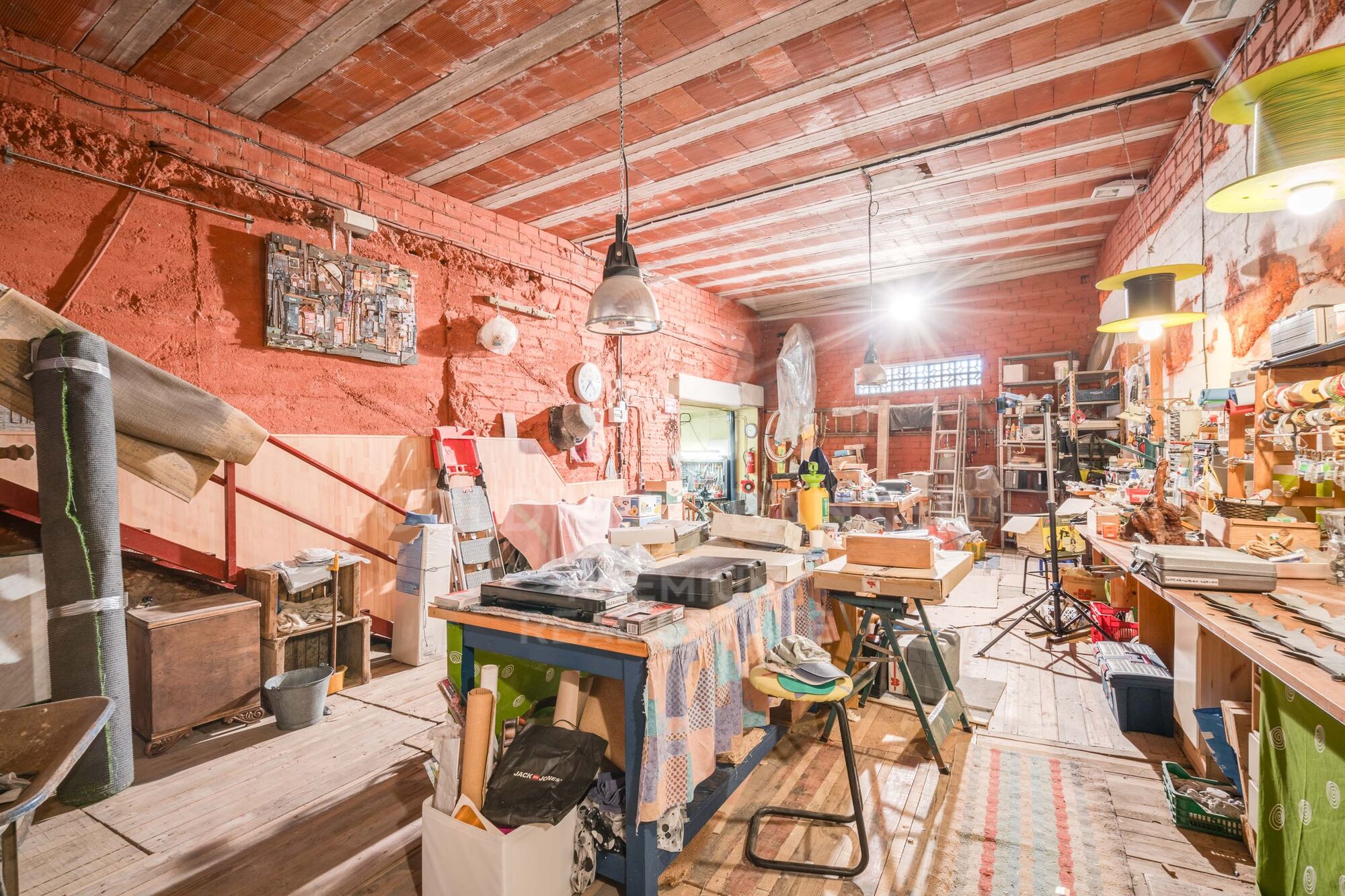 Espacio y Serenidad: Una Oportunidad Única en Can Mir - Castellnou