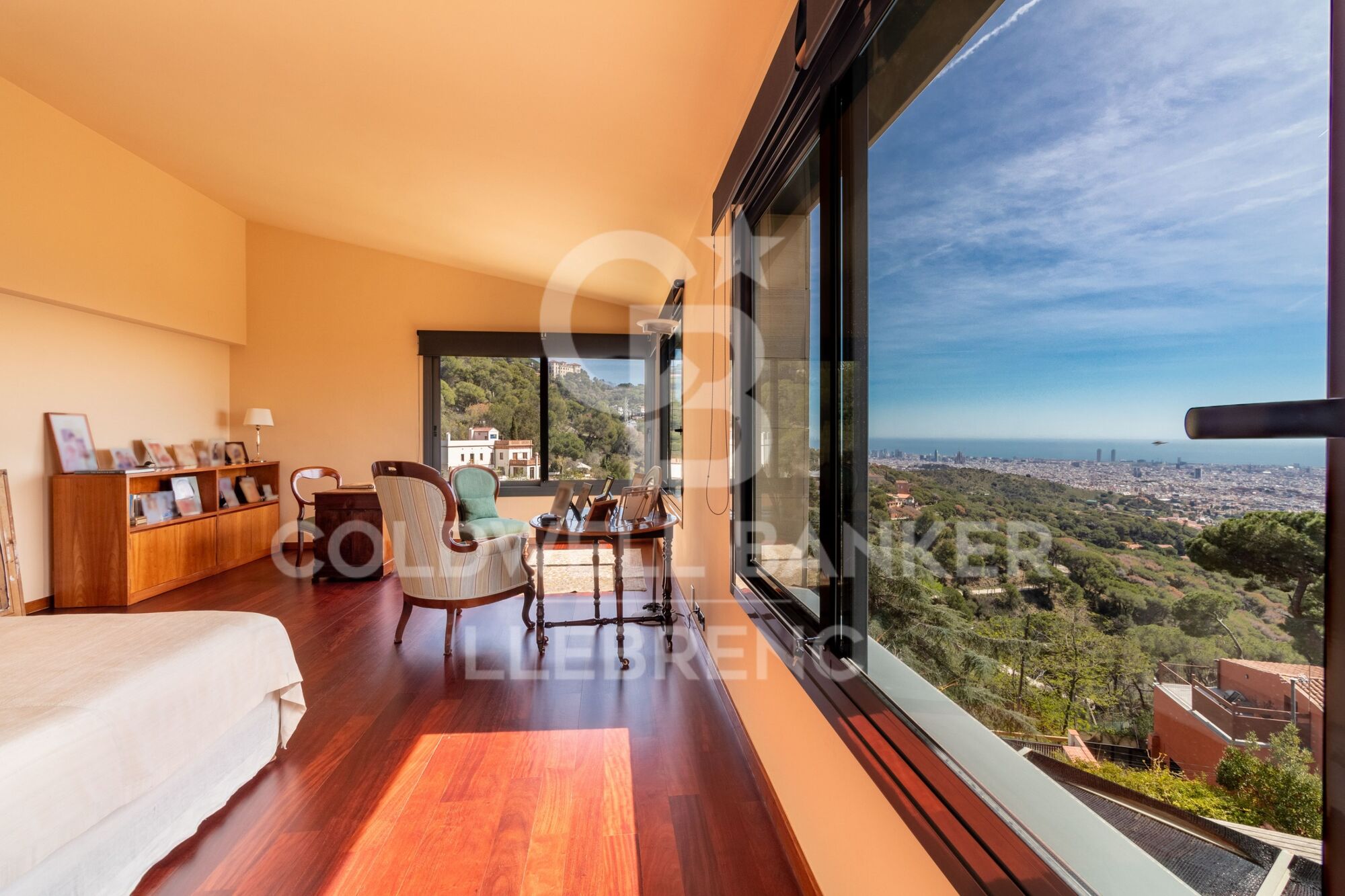 Superbe maison design à vendre à Vallvidrera avec jardin et piscine