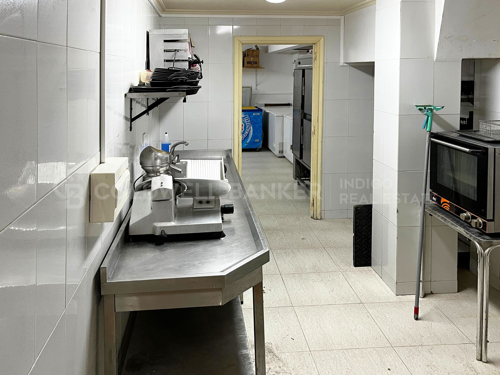 Local a pie de playa en Panxon, Nigrán