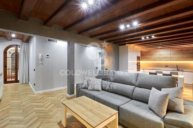 Brand new apartment in the HEART of HISTORICAL CENTER of BARCELONA.