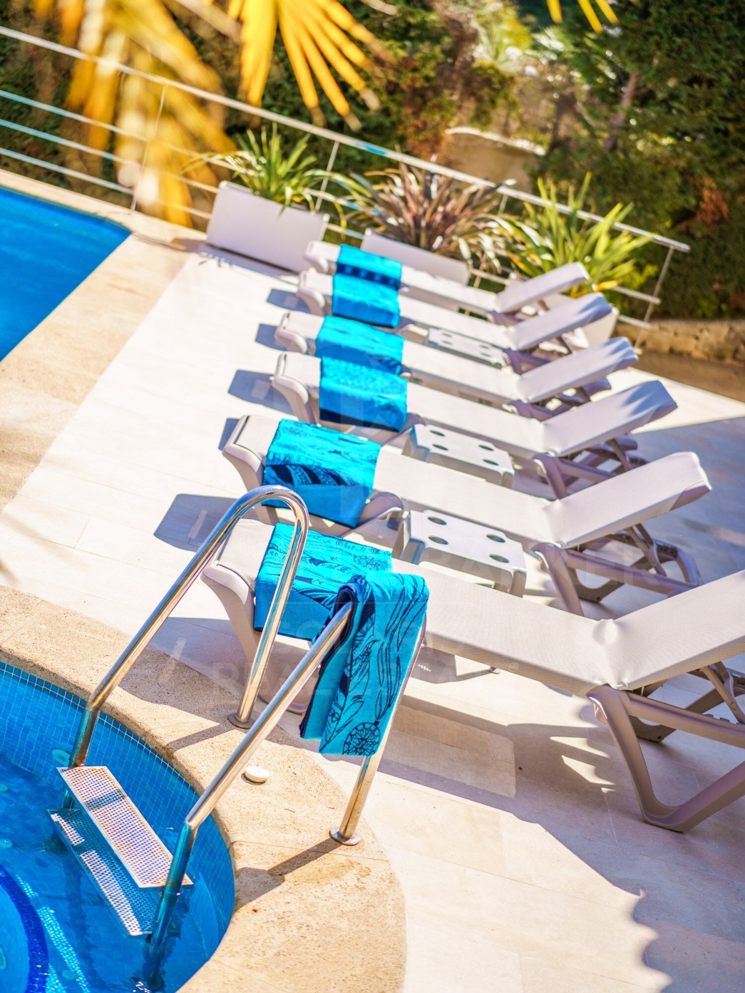 ORCHID HOUSE with incredible view