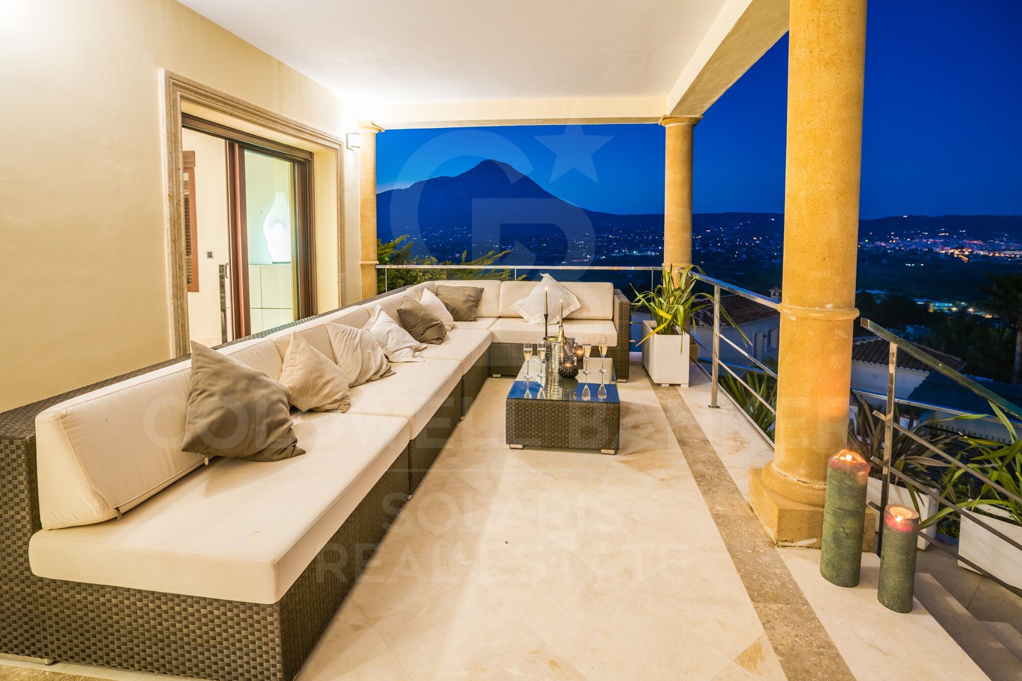 ORCHID HOUSE with incredible view