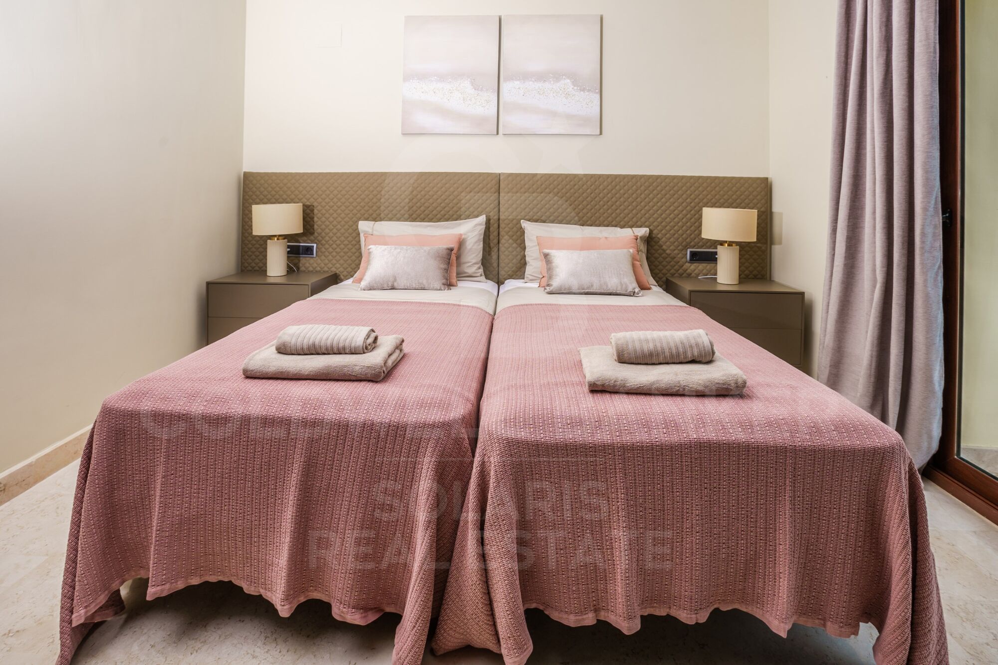 ORCHID HOUSE with incredible view