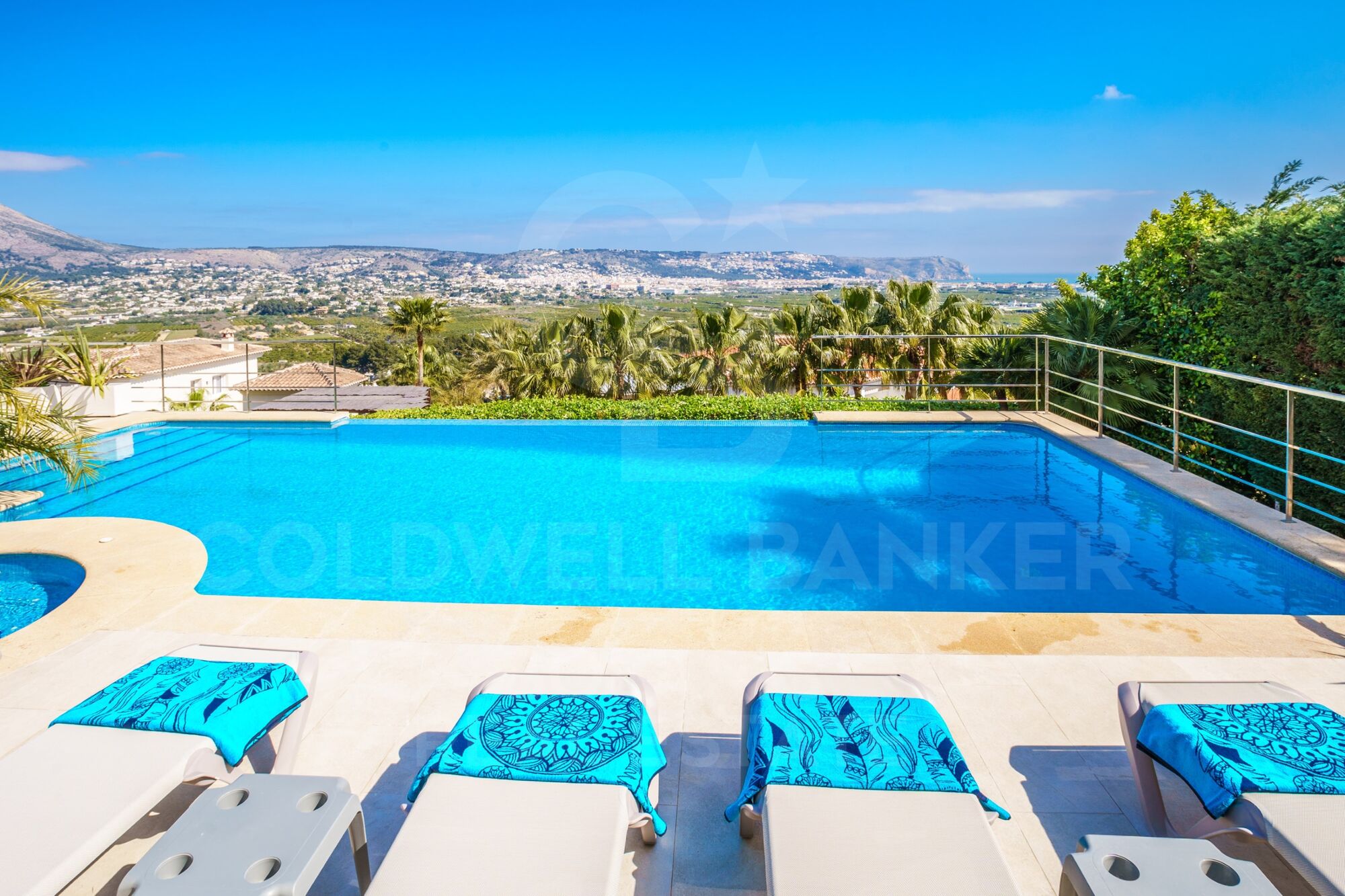 ORCHID HOUSE with incredible view