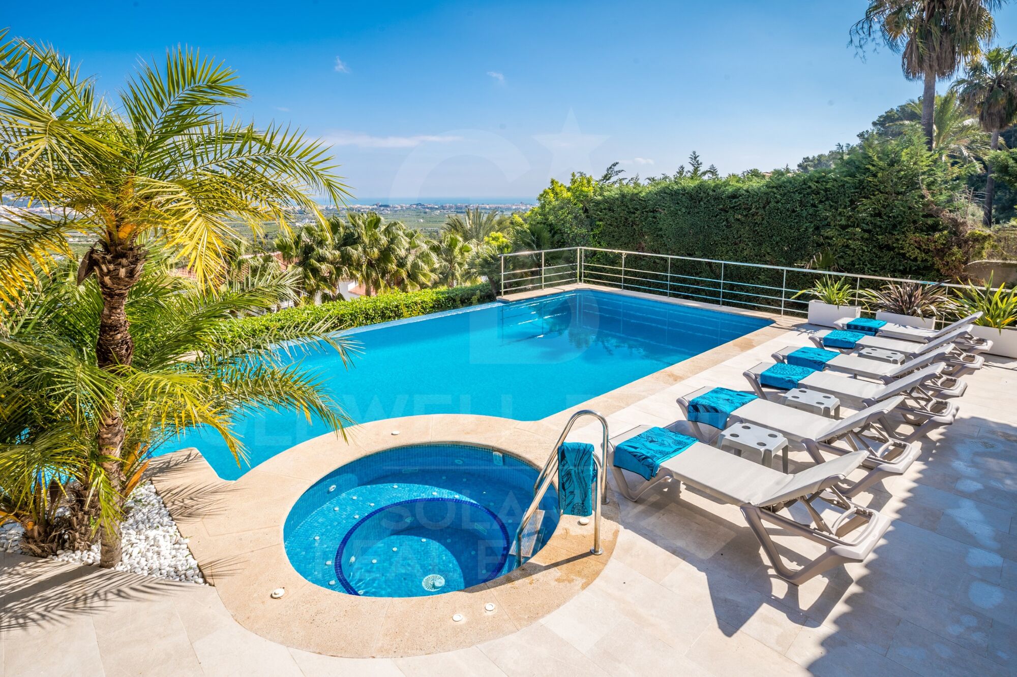 ORCHID HOUSE with incredible view