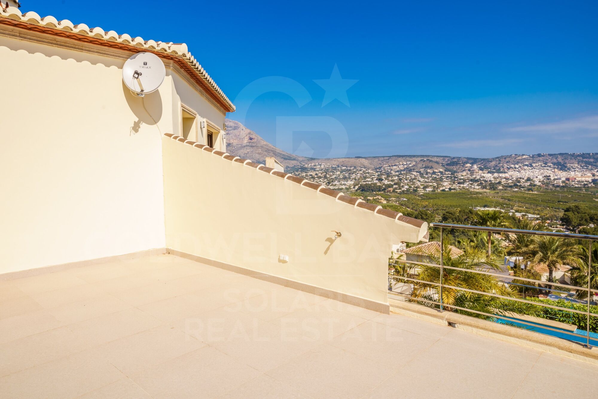 ORCHID HOUSE with incredible view