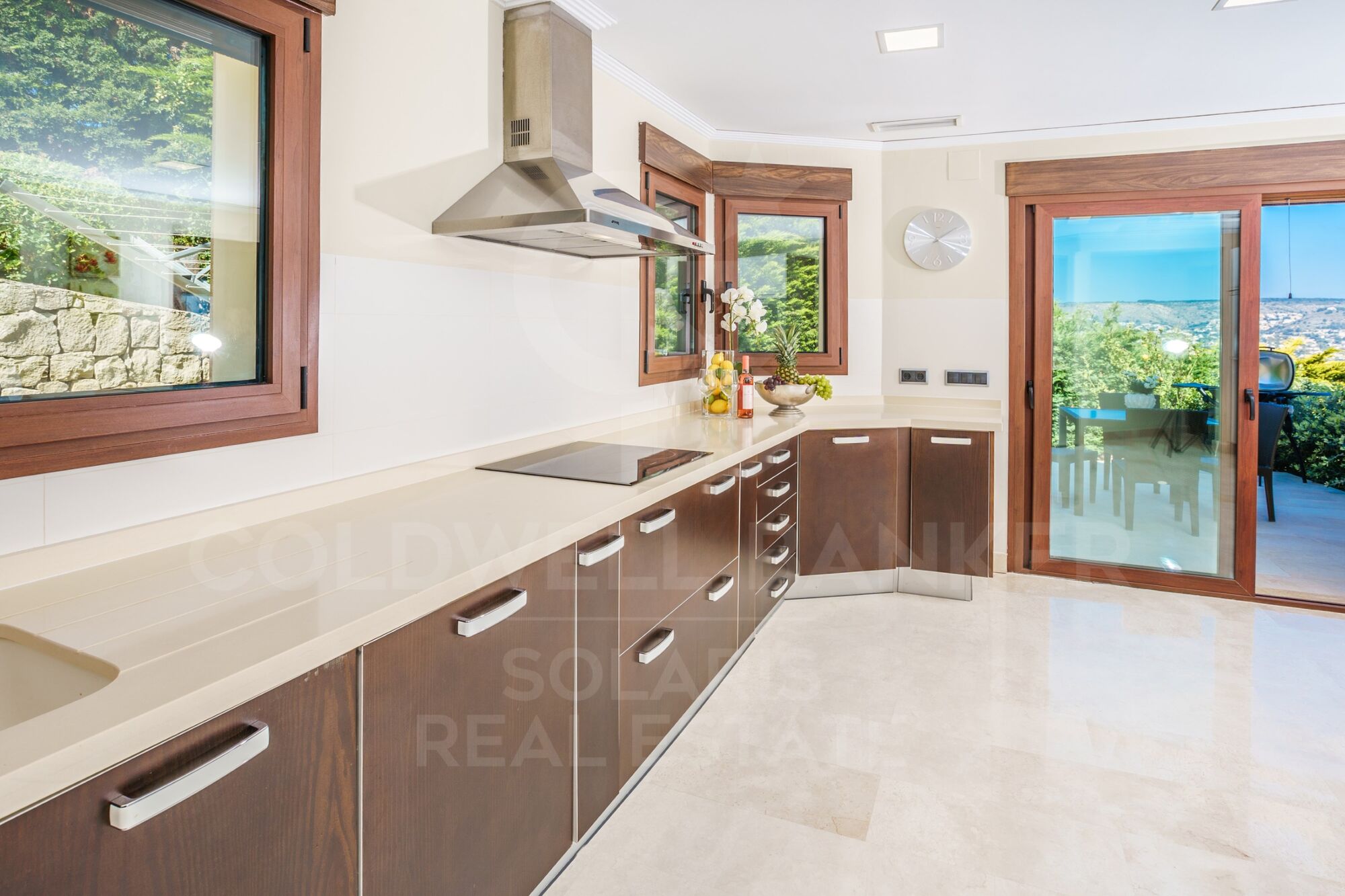 ORCHID HOUSE with incredible view