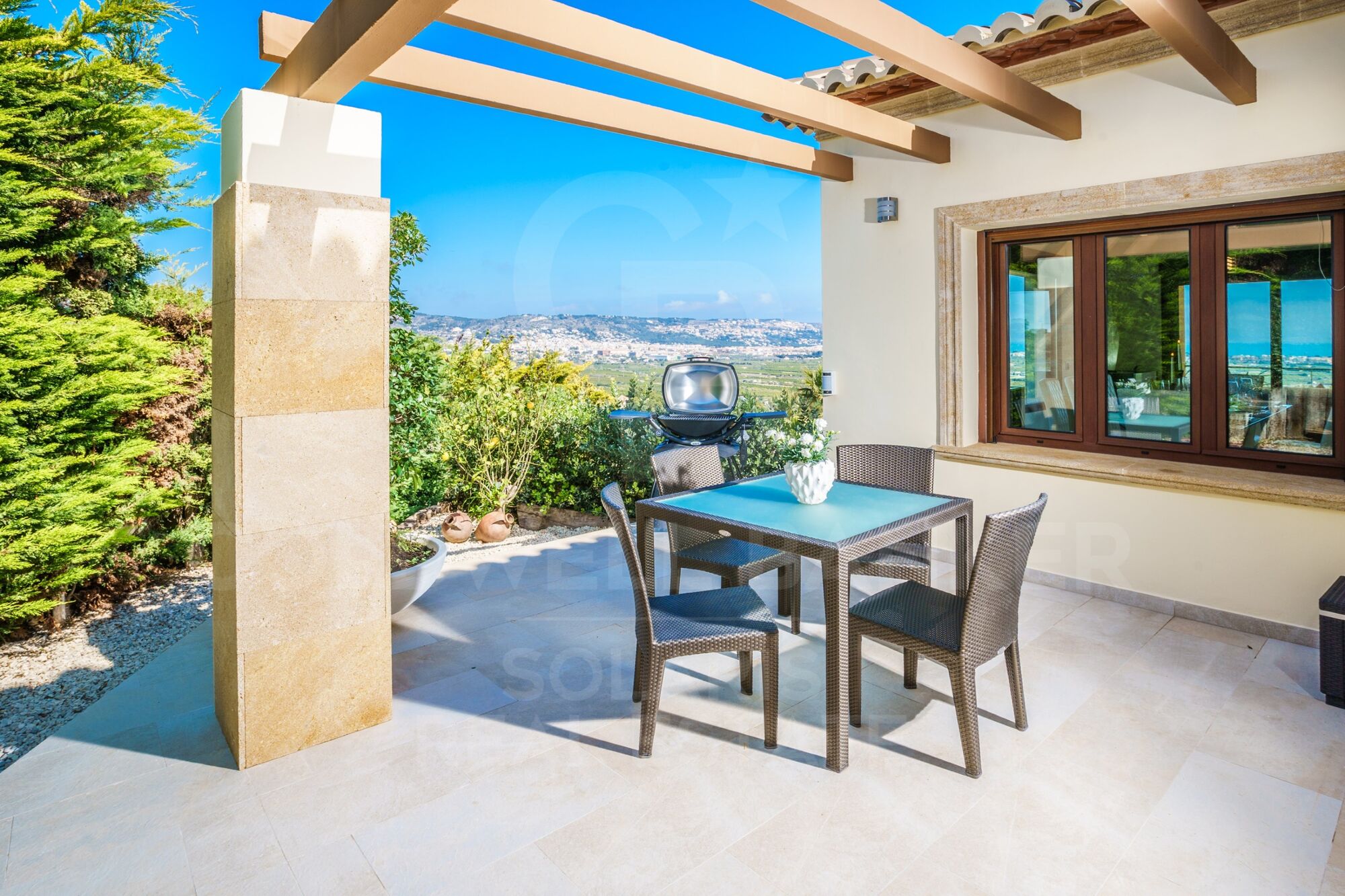 ORCHID HOUSE with incredible view