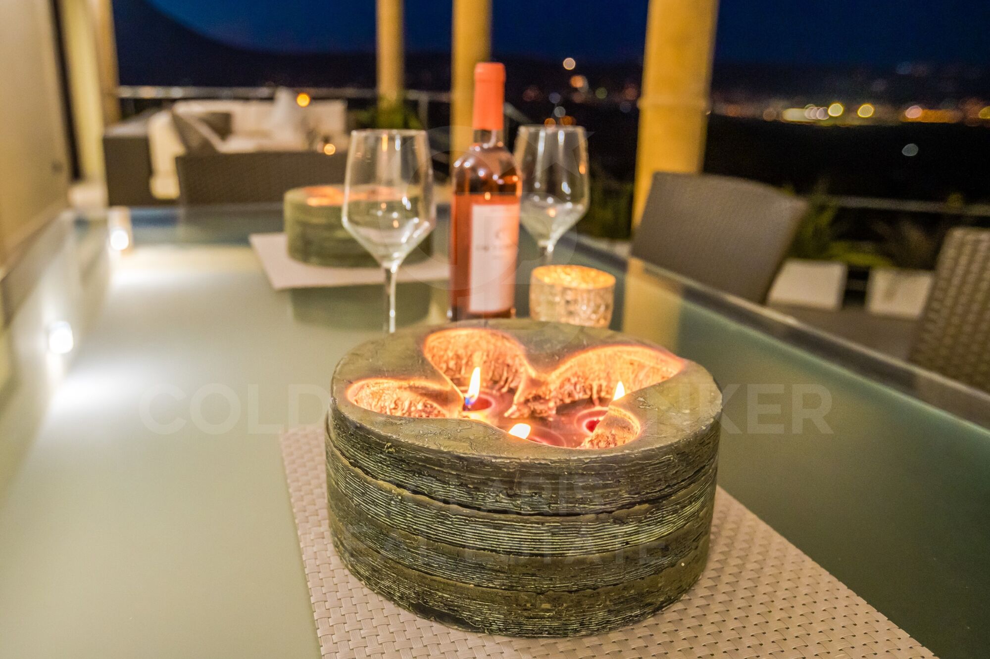 ORCHID HOUSE with incredible view