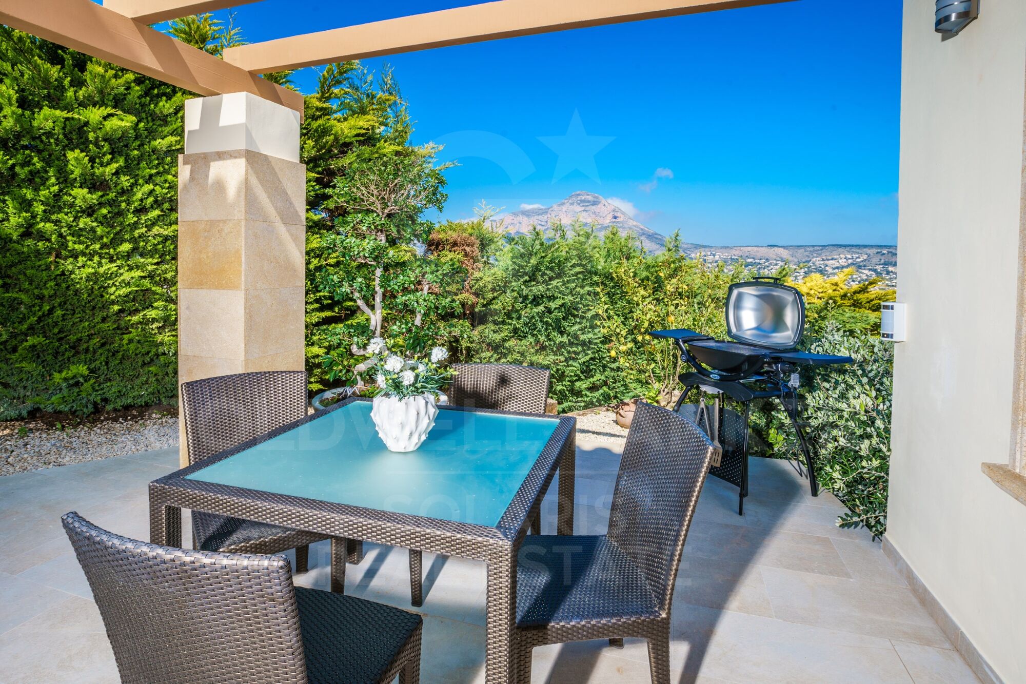 ORCHID HOUSE with incredible view