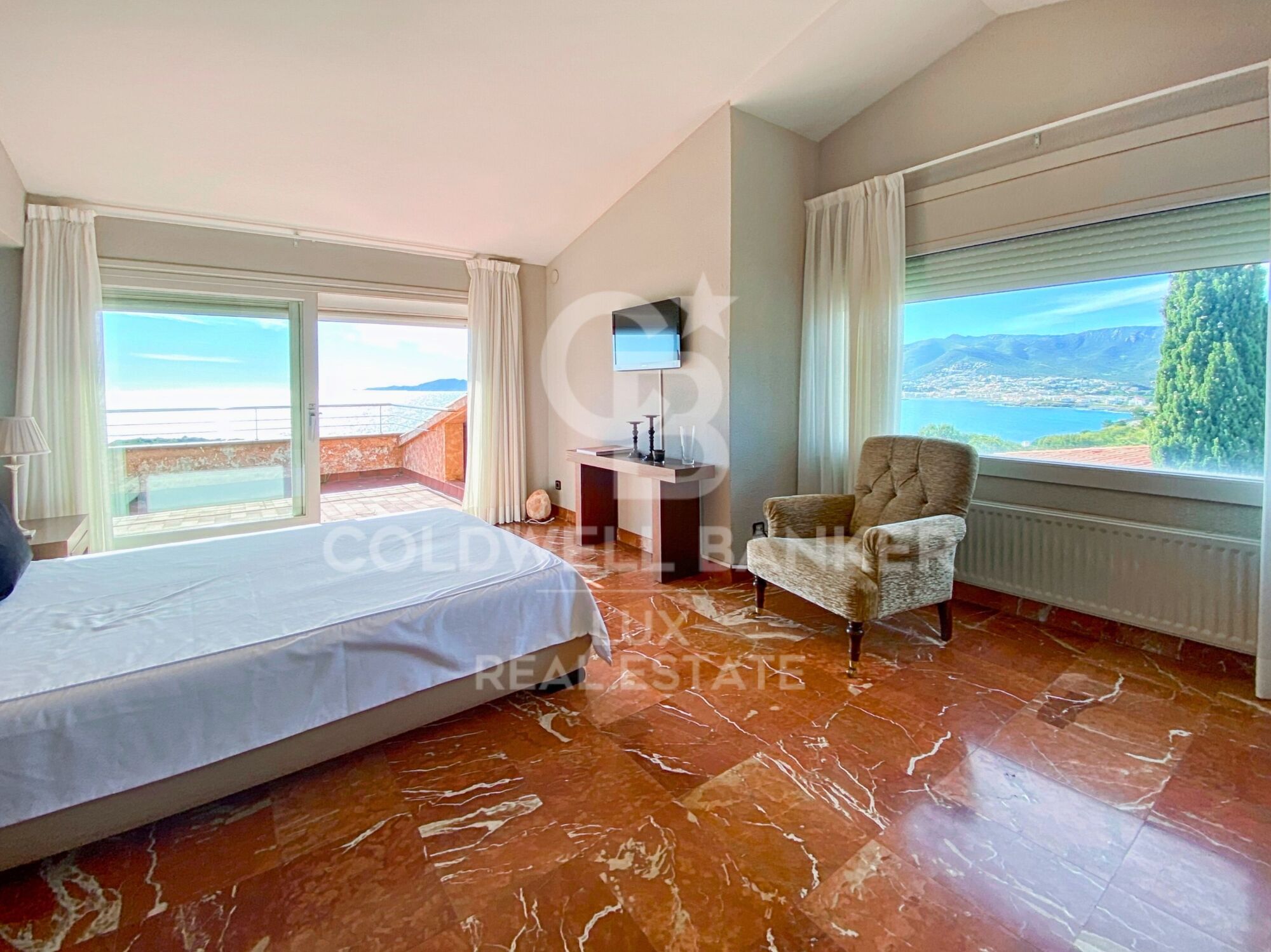 Villa mit herrlichem Meerblick in Llançà, an der Costa Brava