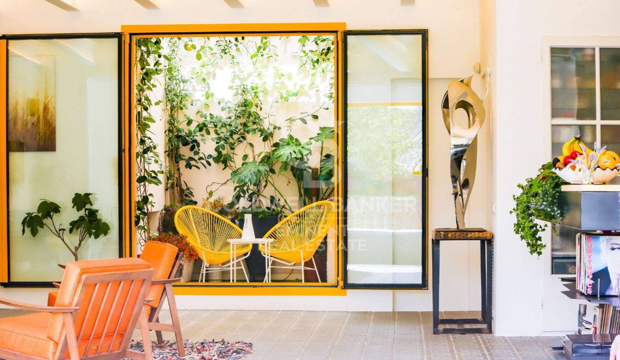 Magnifique maison d'angle à quelques mètres de la plage
