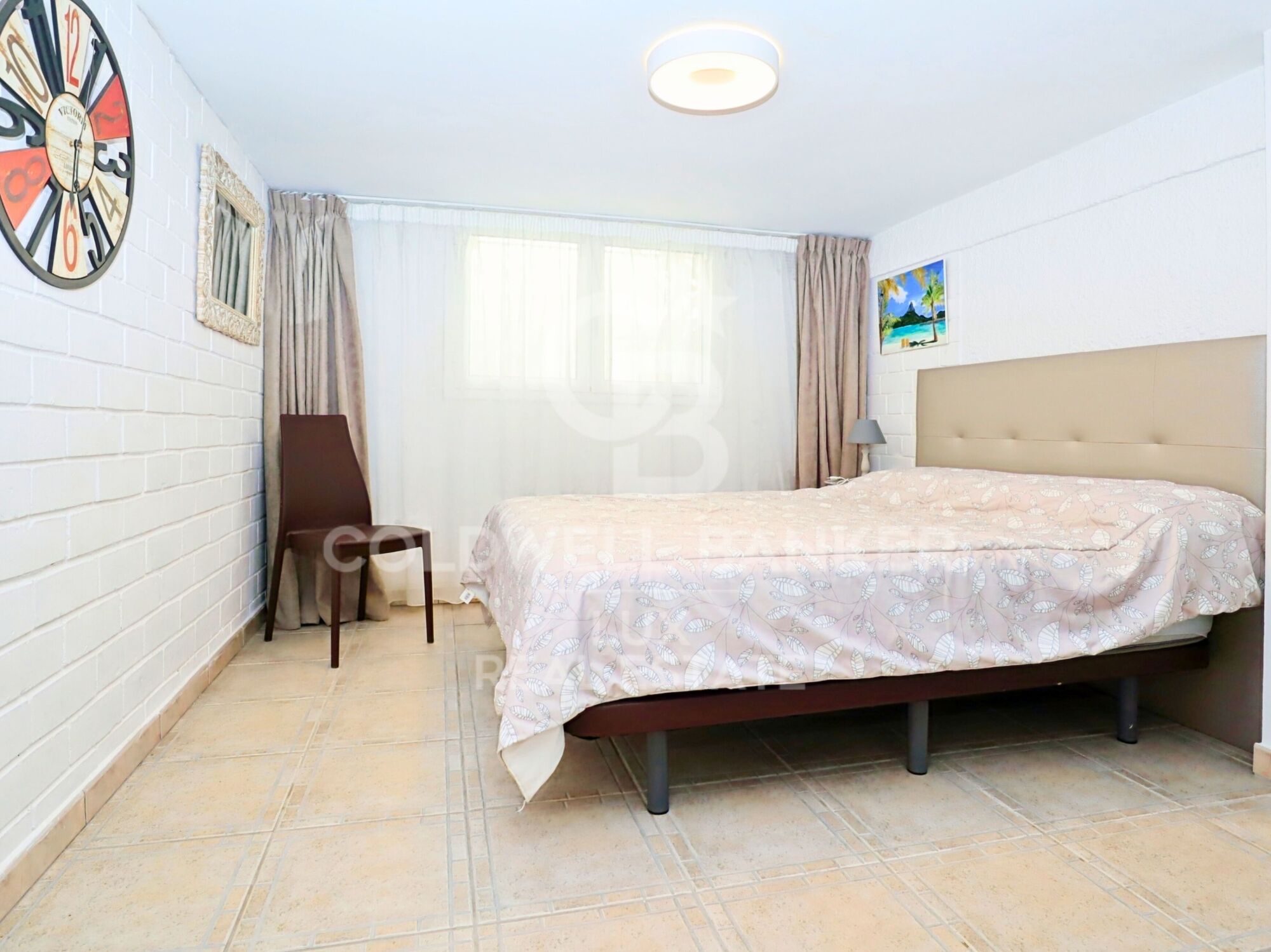 One-storey house with swimming pool sold furnished and equipped in Empuriabrava