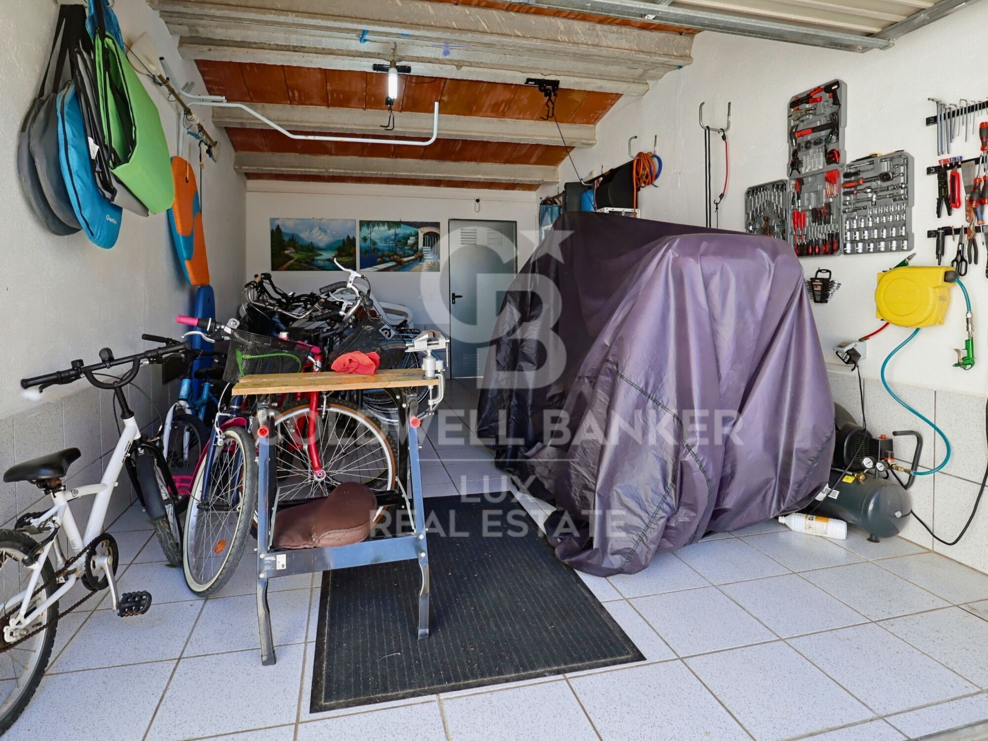 Casa con piscina en Empuriabrava: se vende amueblada y equipada