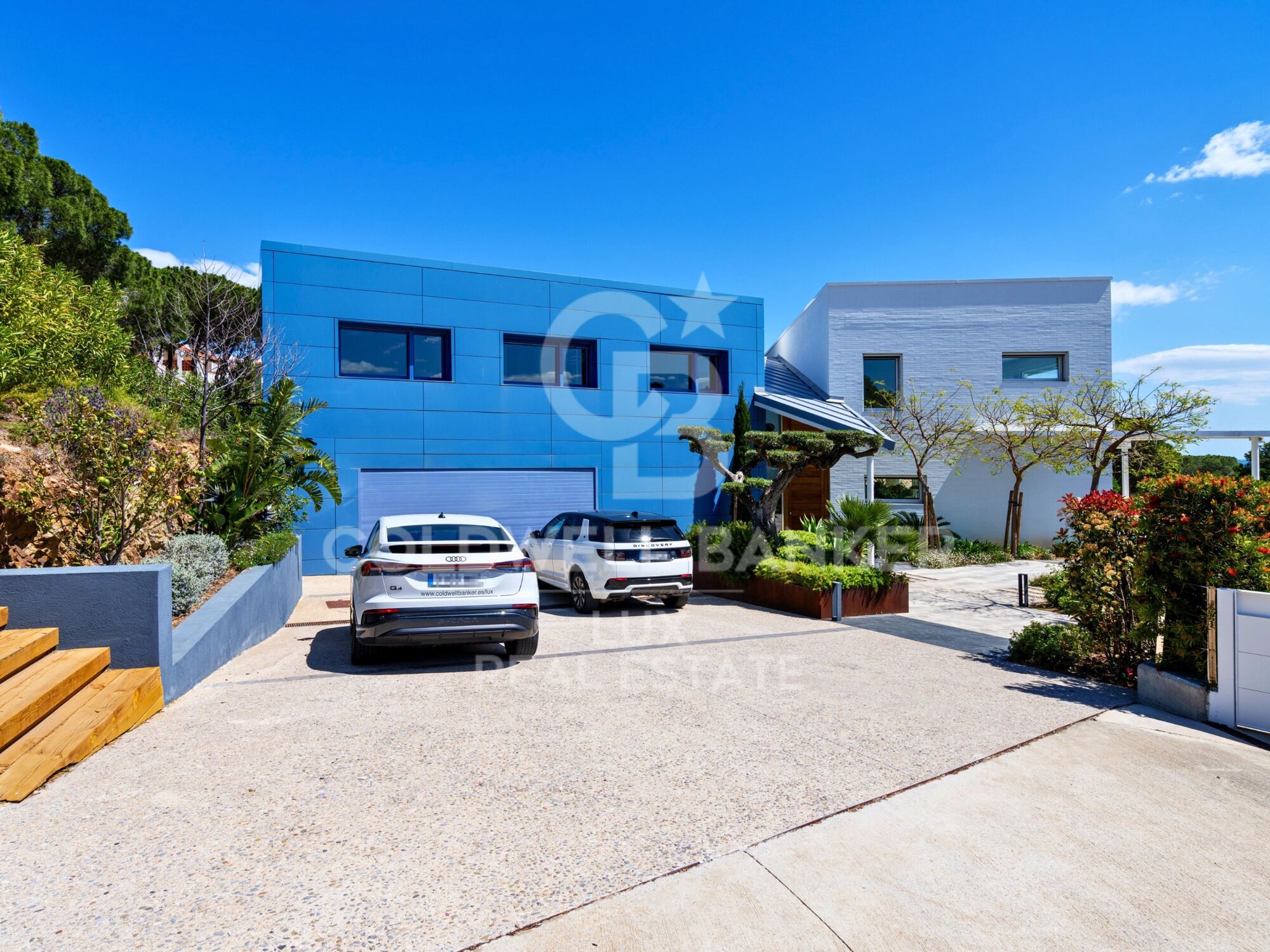 Luxury waterfront property on the Costa Brava