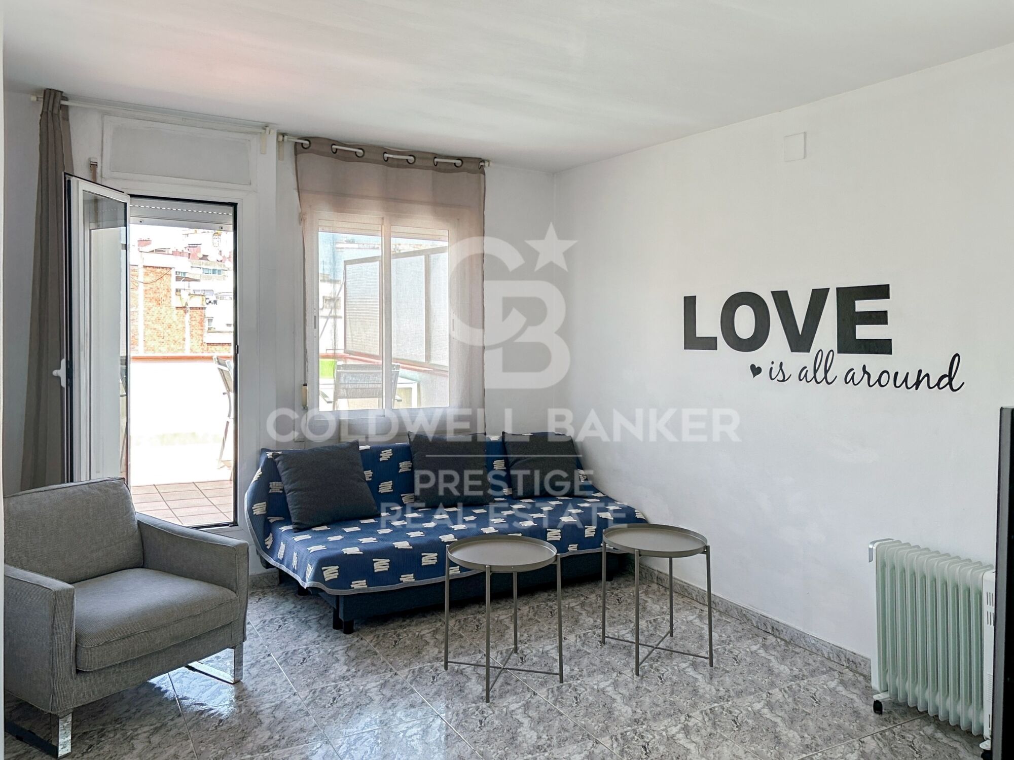 Penthouse with tourist license right next to CampNou