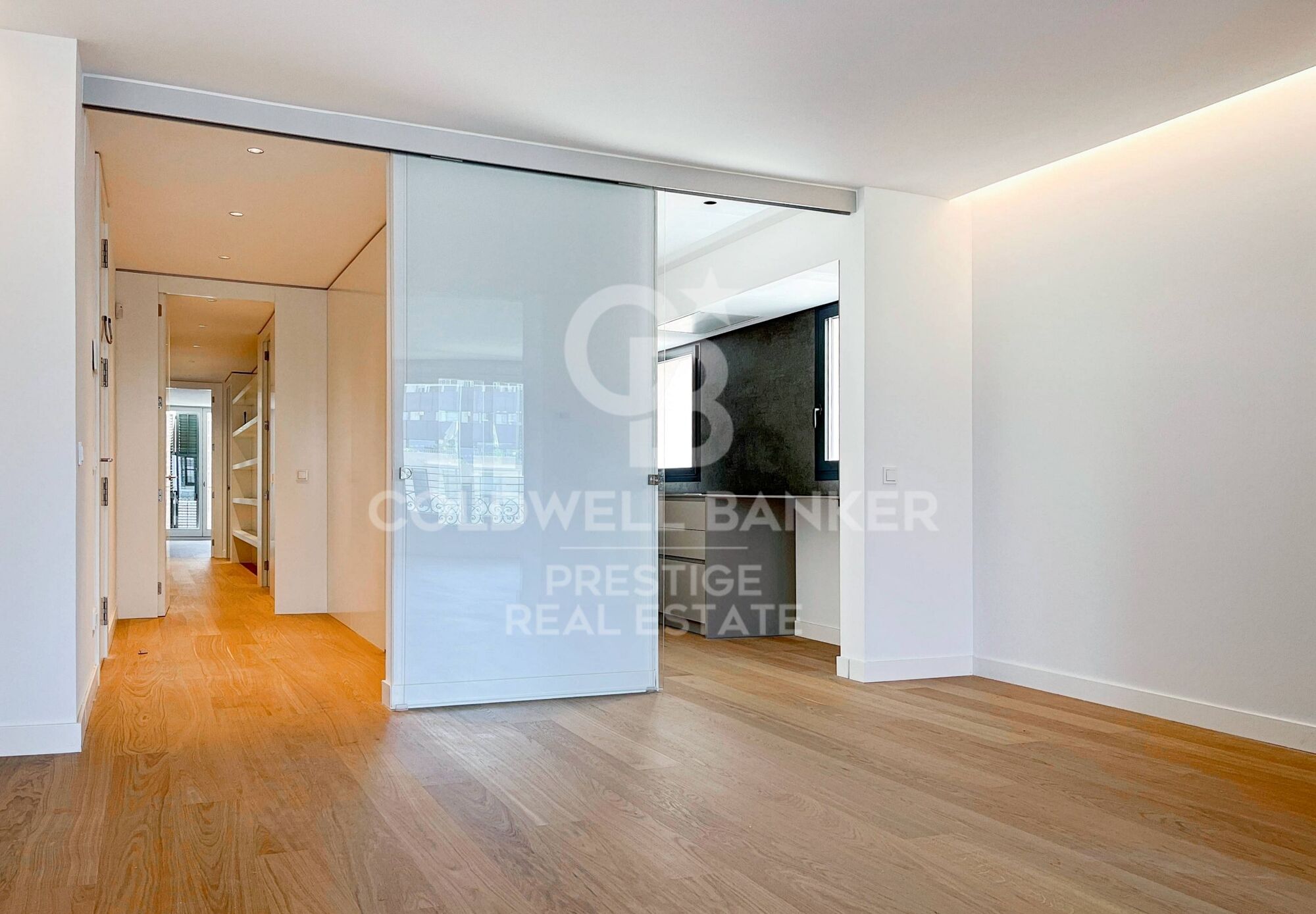 Appartement à vendre de 4 chambres avec balcon