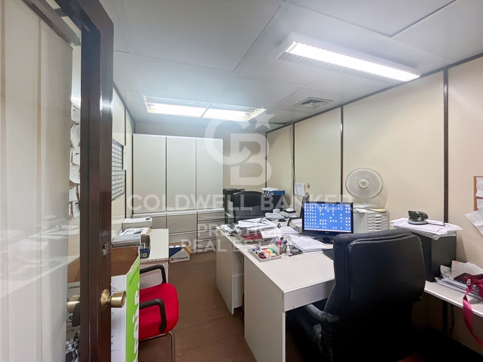 A vendre bureau de représentation avec vue sur le Paseo de Gracia.