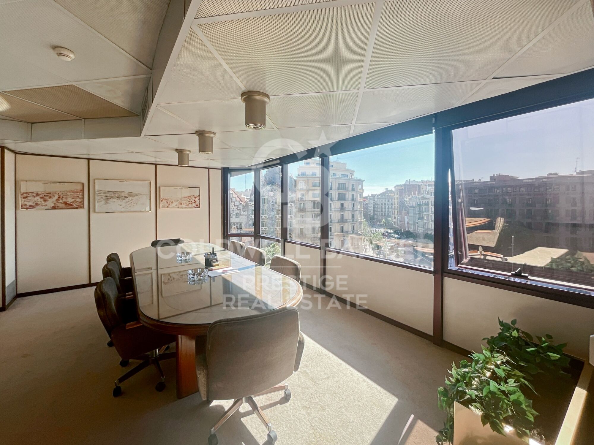 For sale representative office with views on Paseo de Gracia