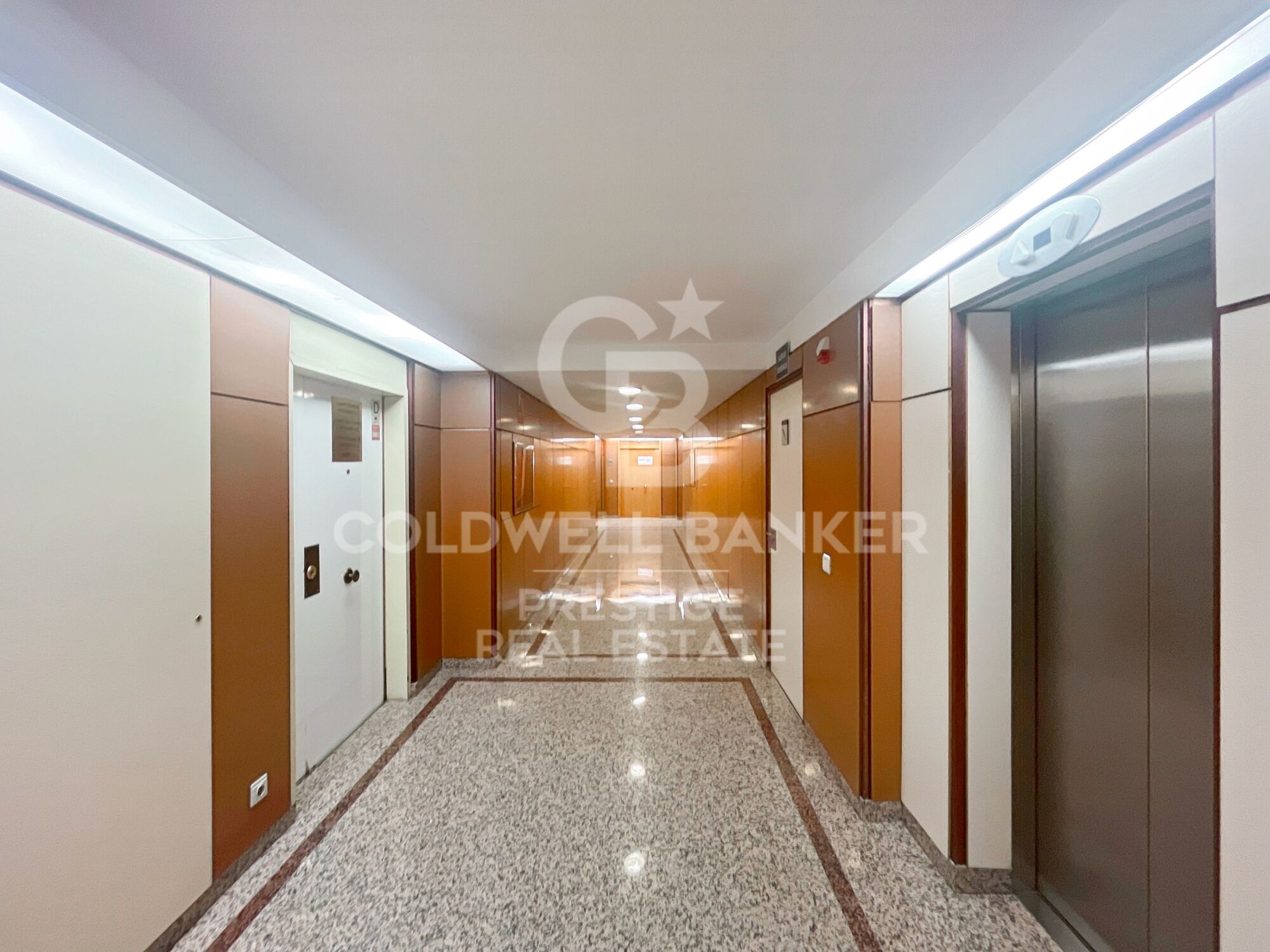 En venta oficina de representación con vistas en Paseo de Gracia