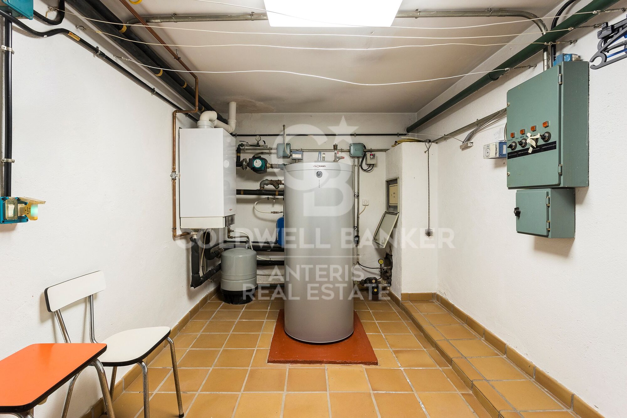 Wonderful villa with green areas in prestigious Pedralbes