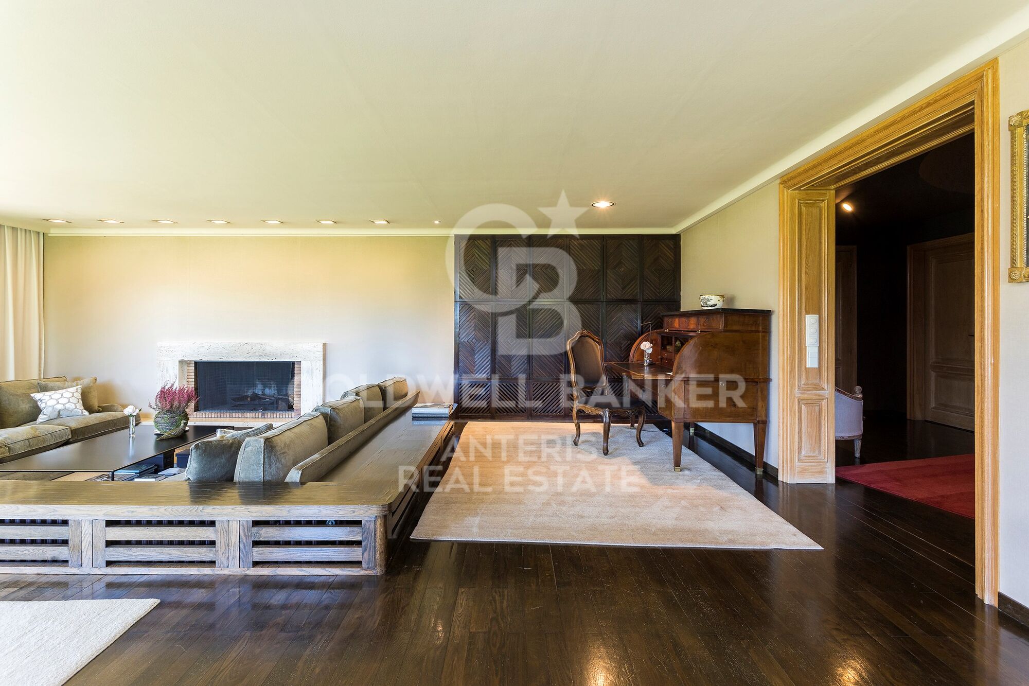 Wonderful villa with green areas in prestigious Pedralbes