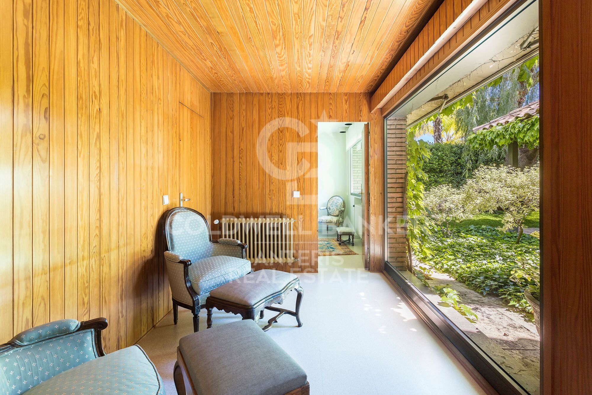 Wonderful villa with green areas in prestigious Pedralbes