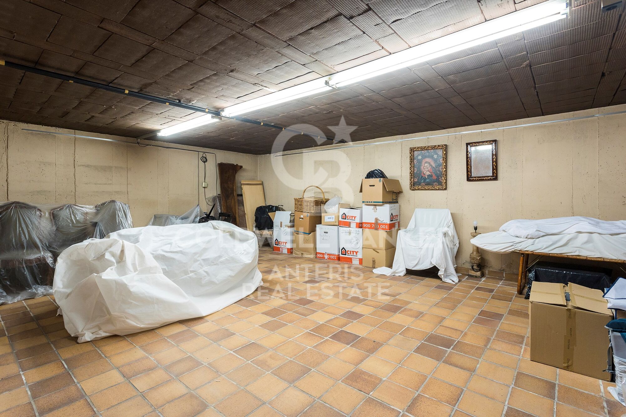 Wonderful villa with green areas in prestigious Pedralbes