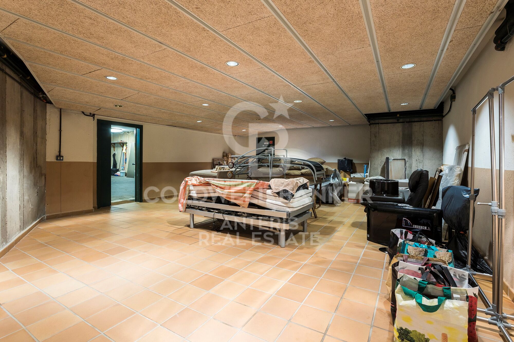 Wonderful villa with green areas in prestigious Pedralbes