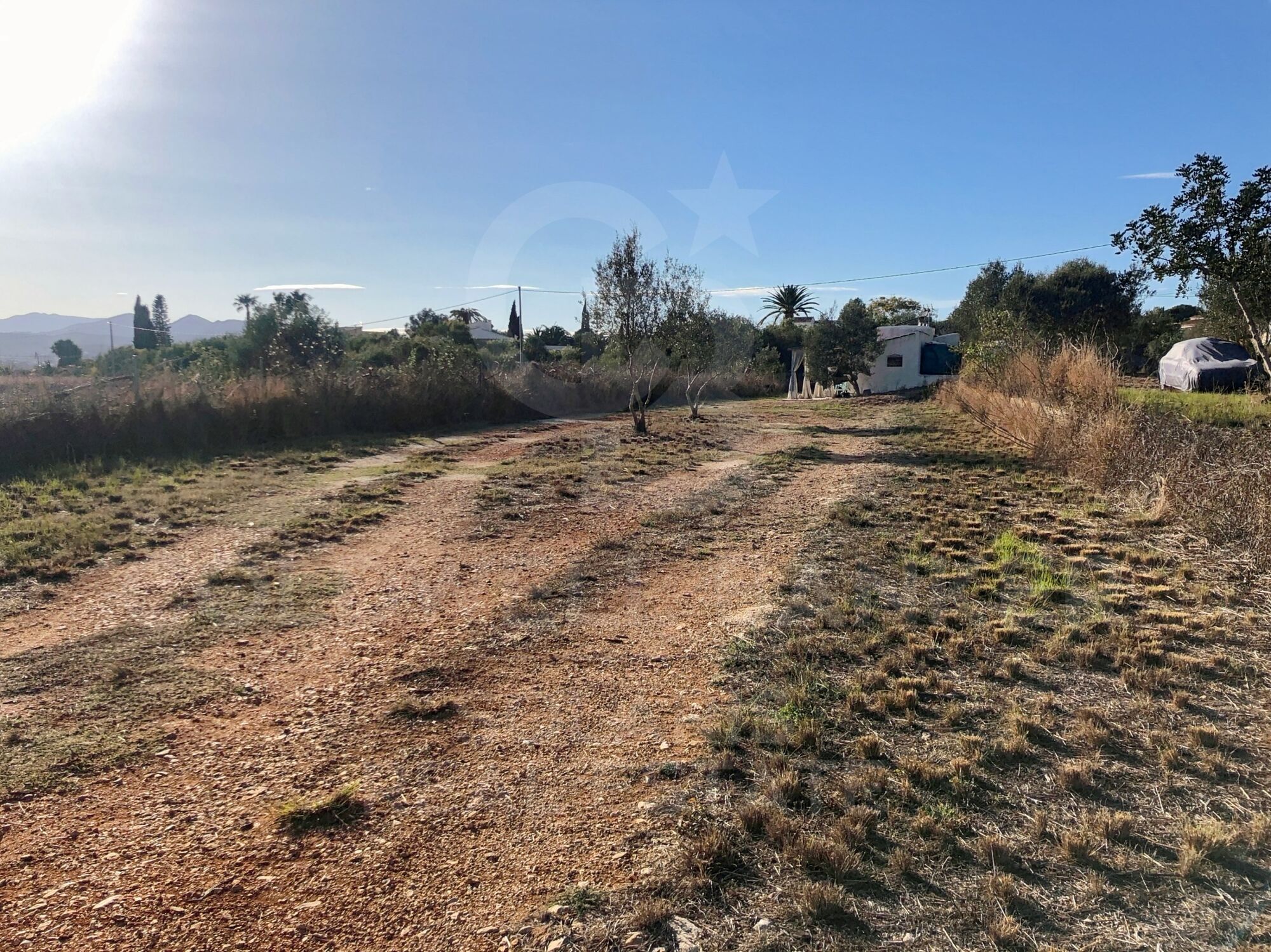 MIXED PLOT MONTGO VALLS