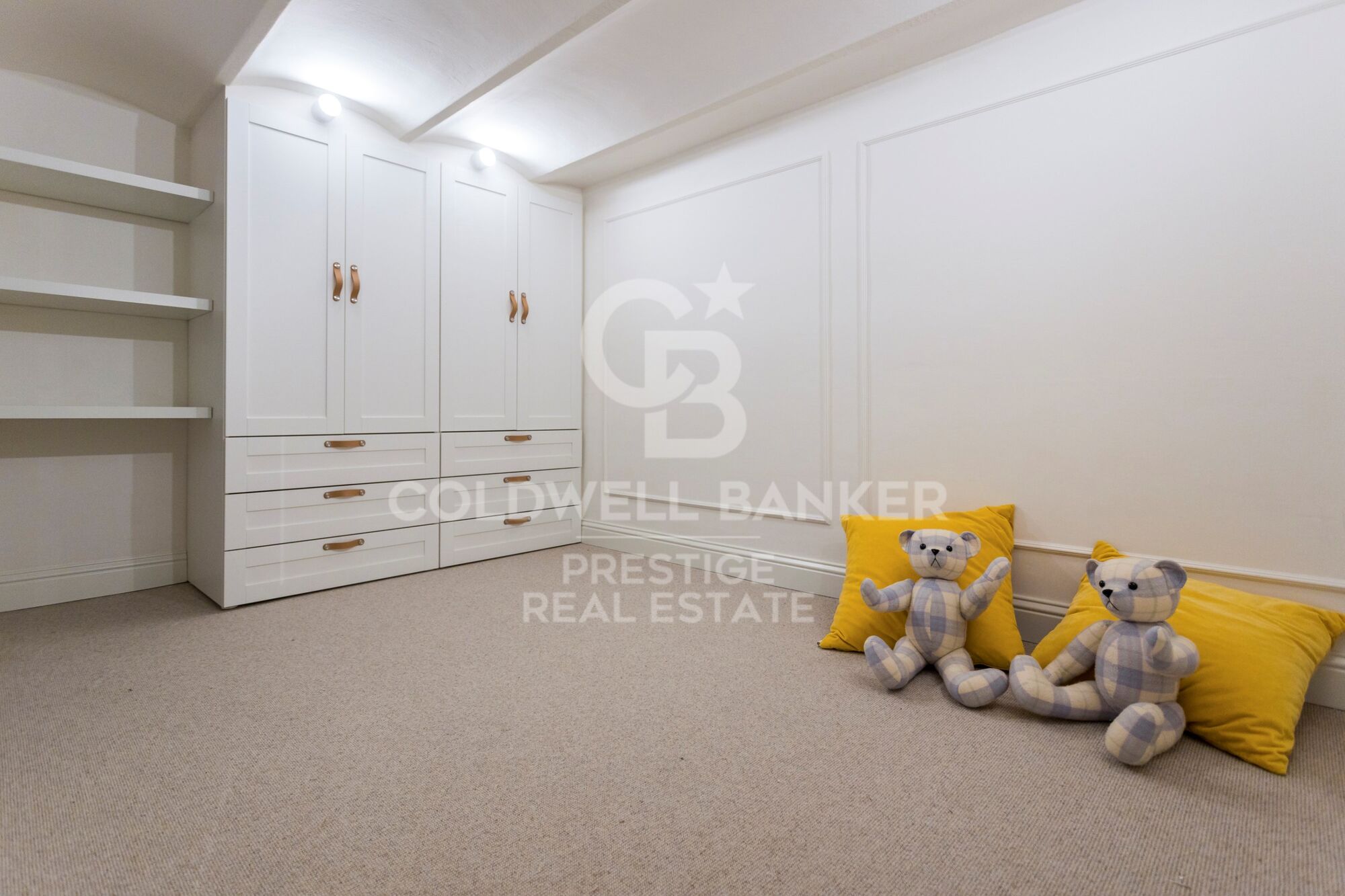 Luxury flat with terrace for sale in La Dreta de l'Eixample