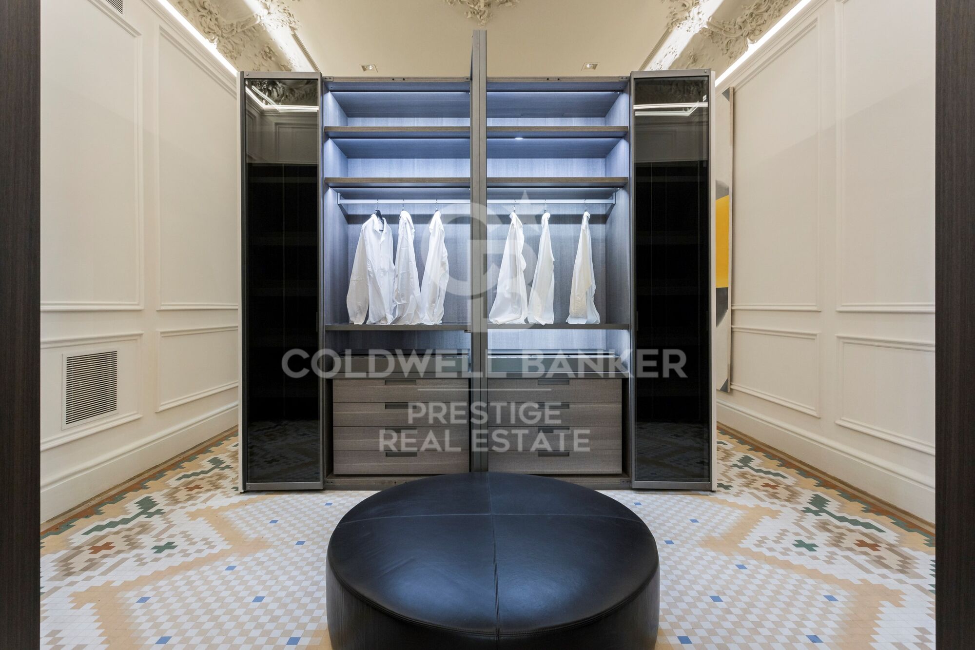 Luxury flat with terrace for sale in La Dreta de l'Eixample