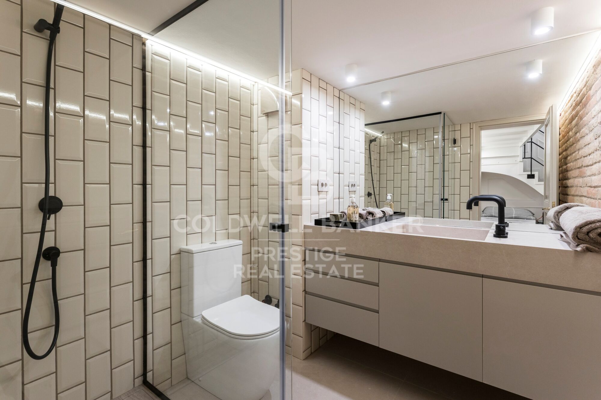 Luxury flat with terrace for sale in La Dreta de l'Eixample