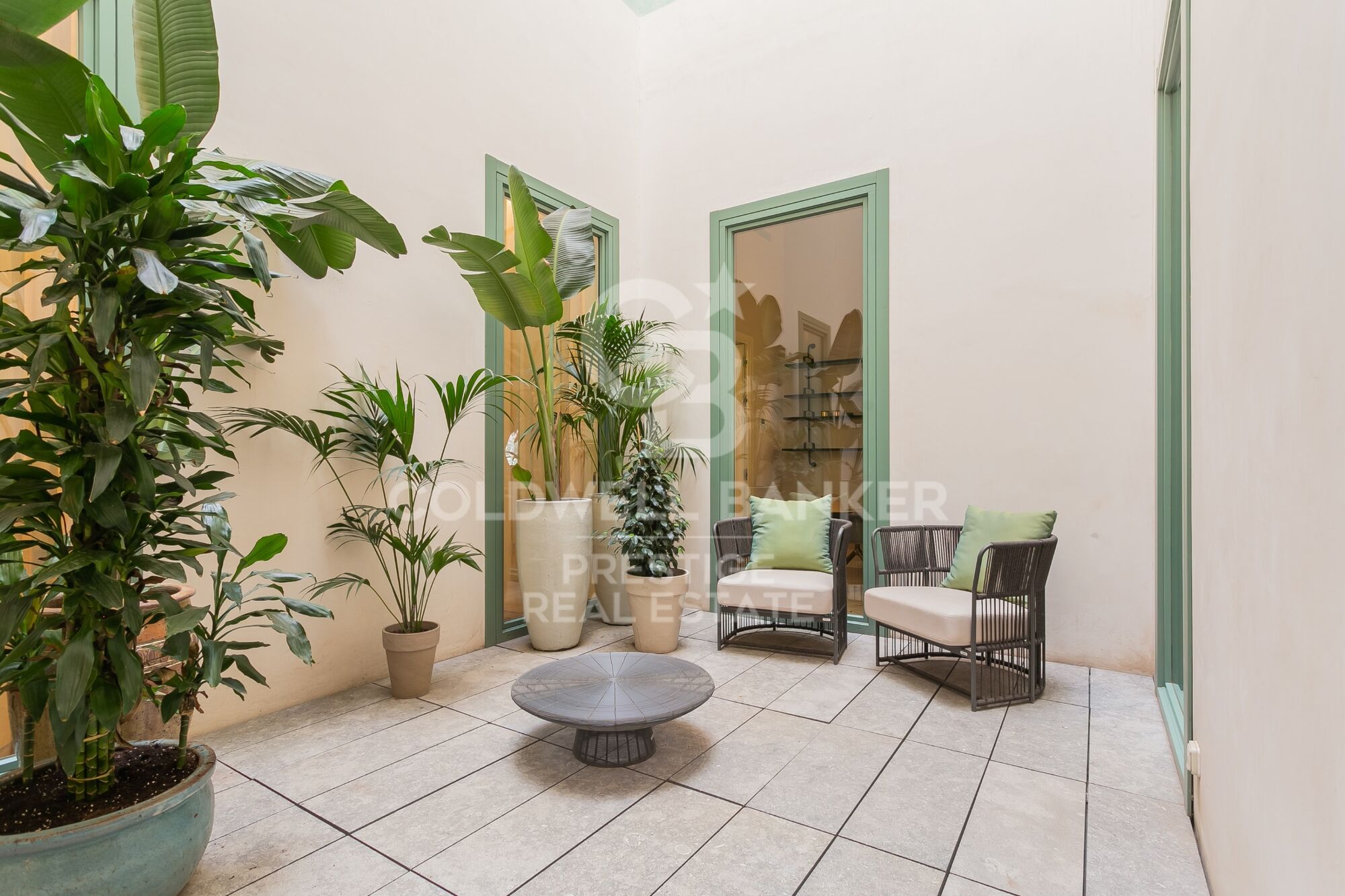 Apartamento de diseño en alquiler en el edificio modernista Casa Burés