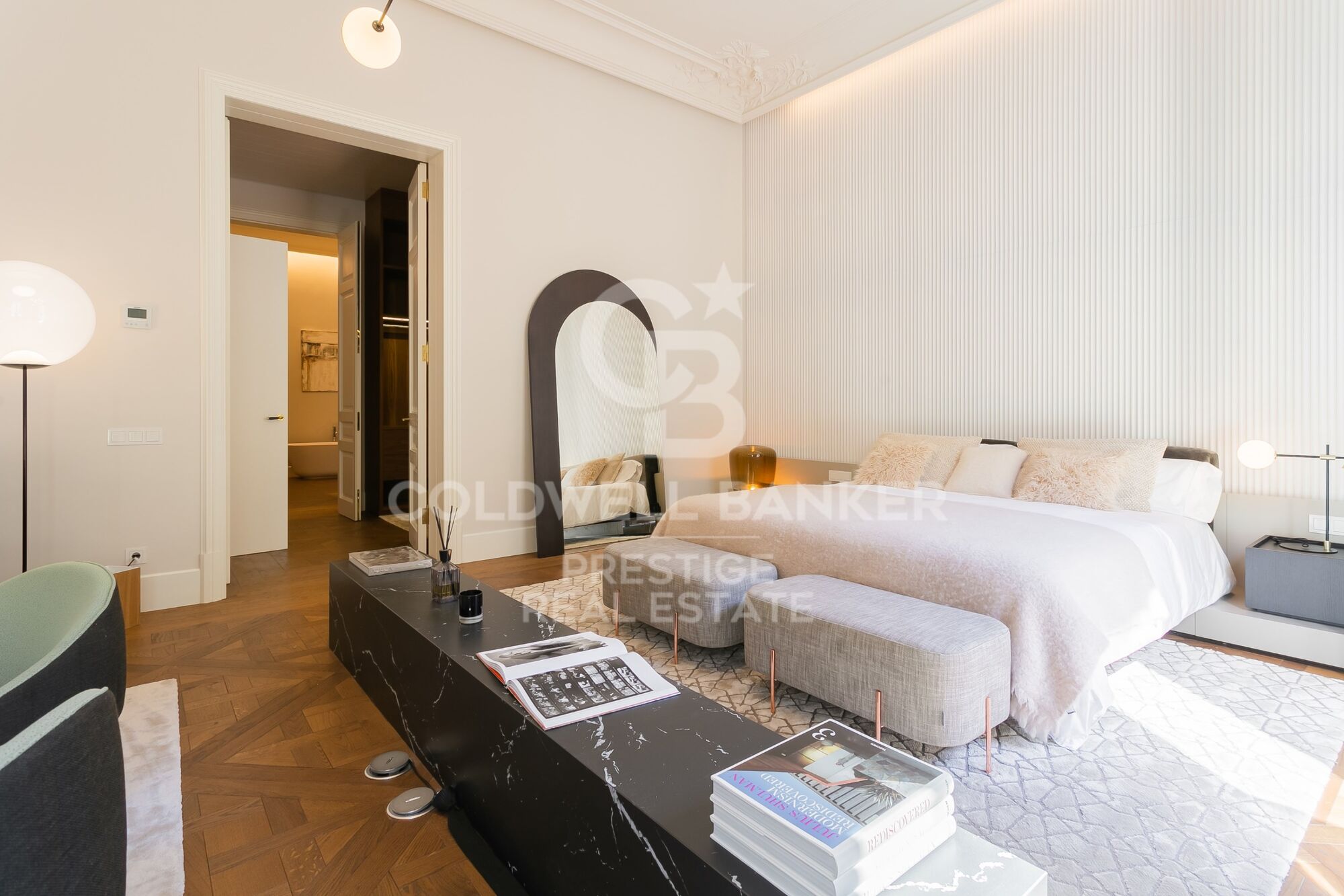 Apartamento de diseño en alquiler en el edificio modernista Casa Burés