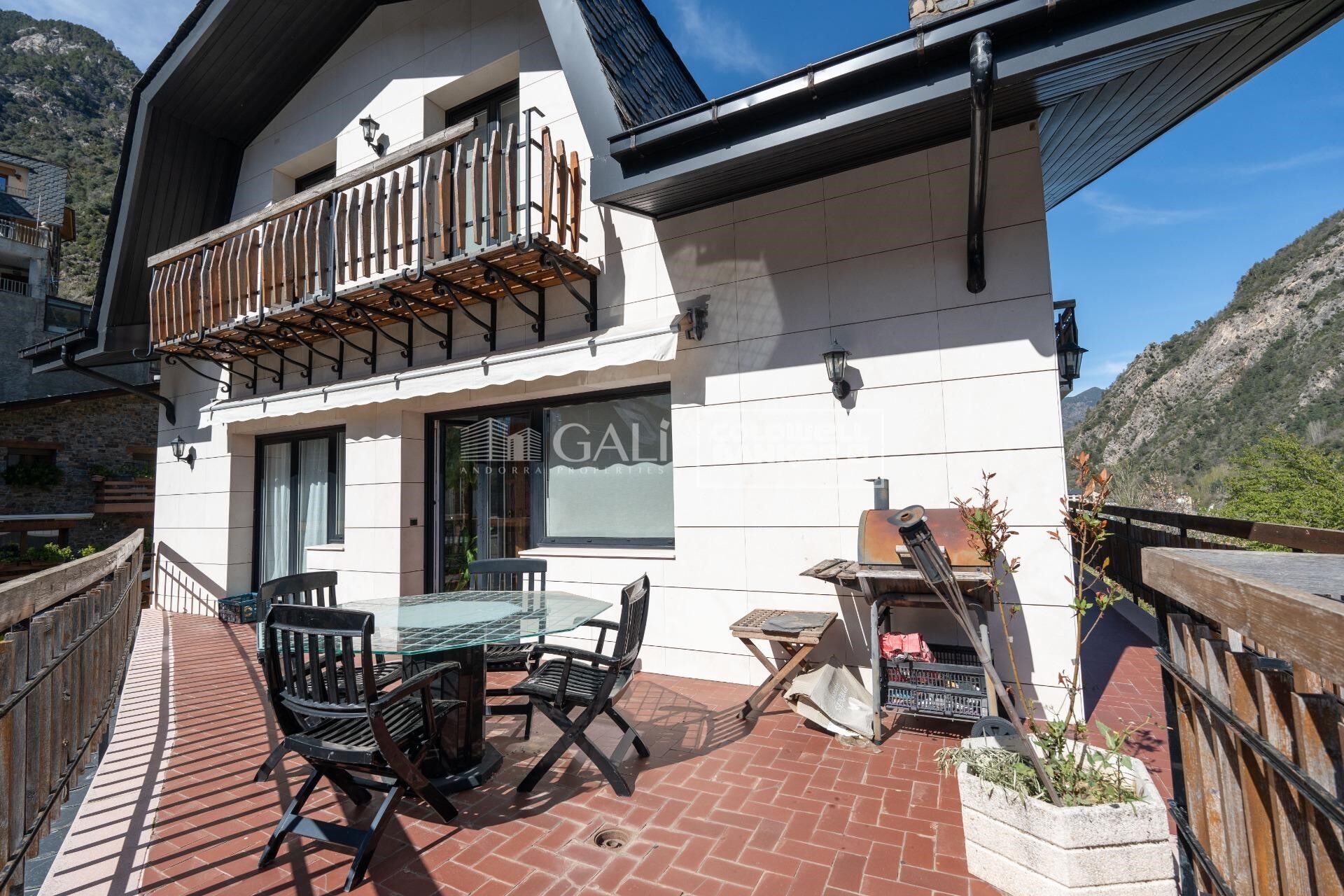 Villa 7 Bedrooms Sale Andorra la Vella