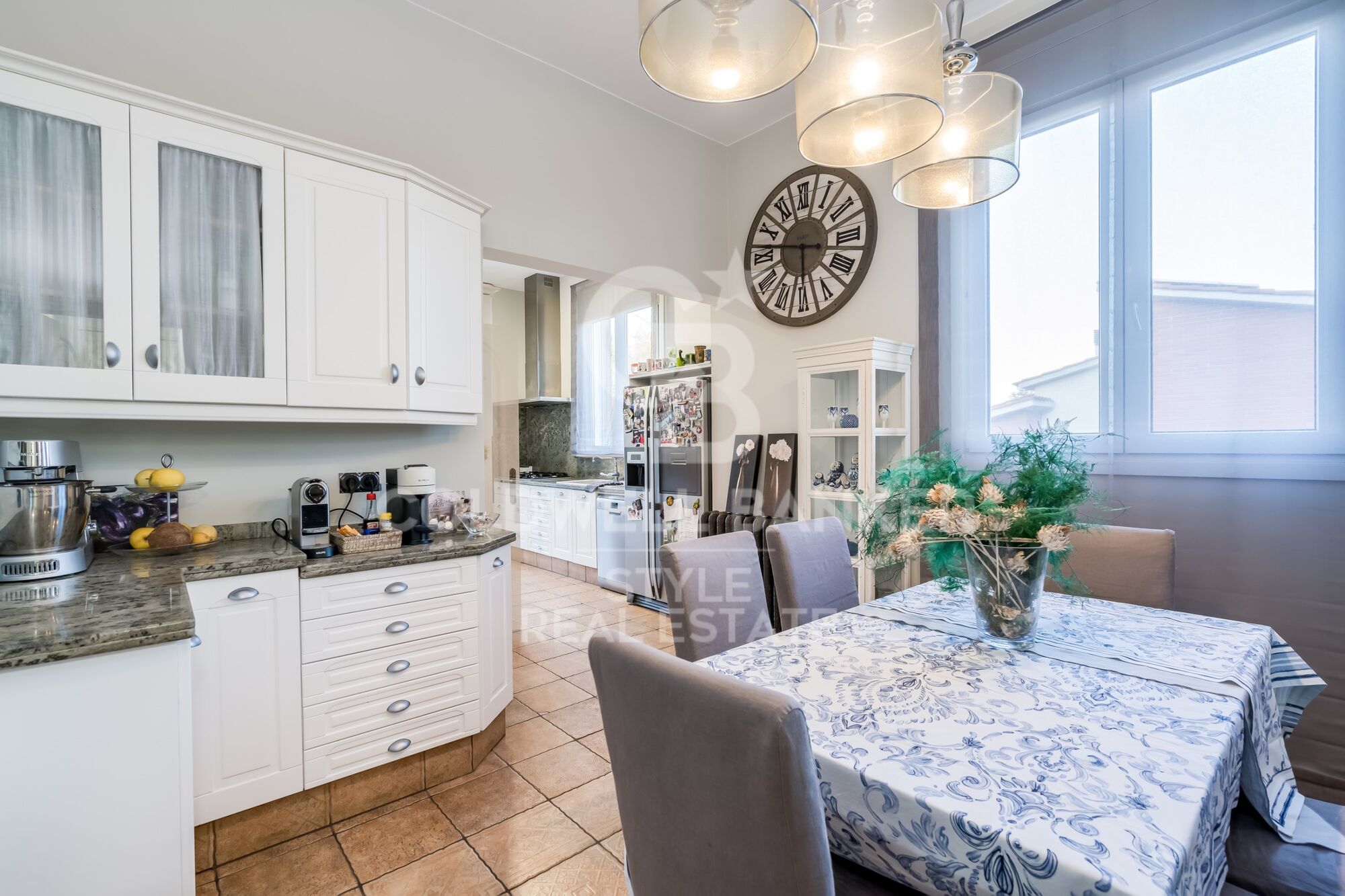 Elegance and exclusivity a step away from the center