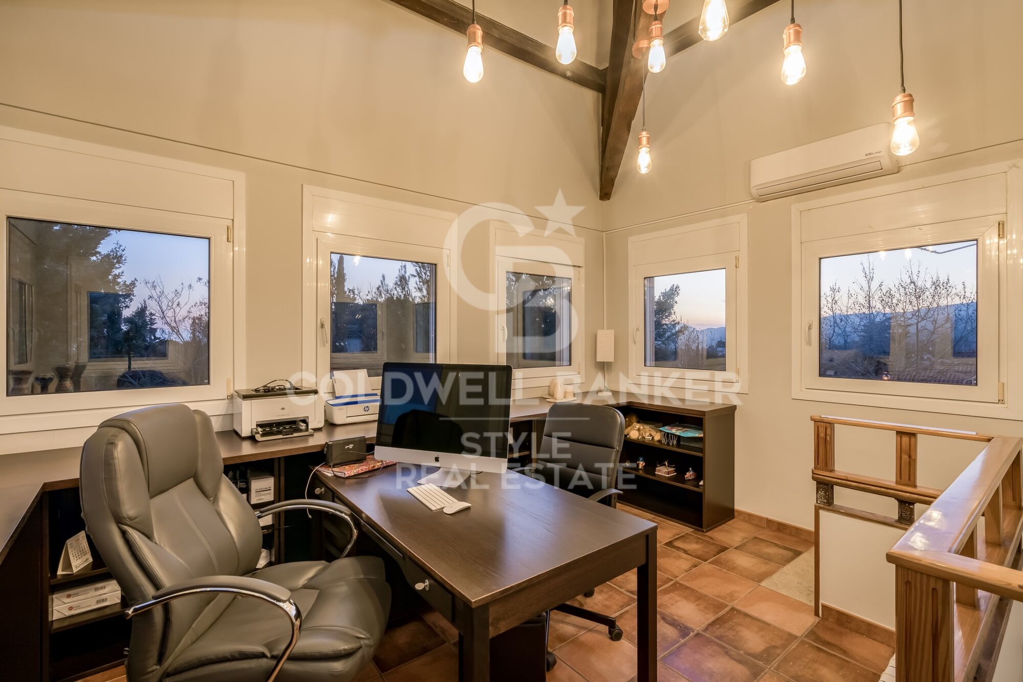 Elegance and exclusivity a step away from the center