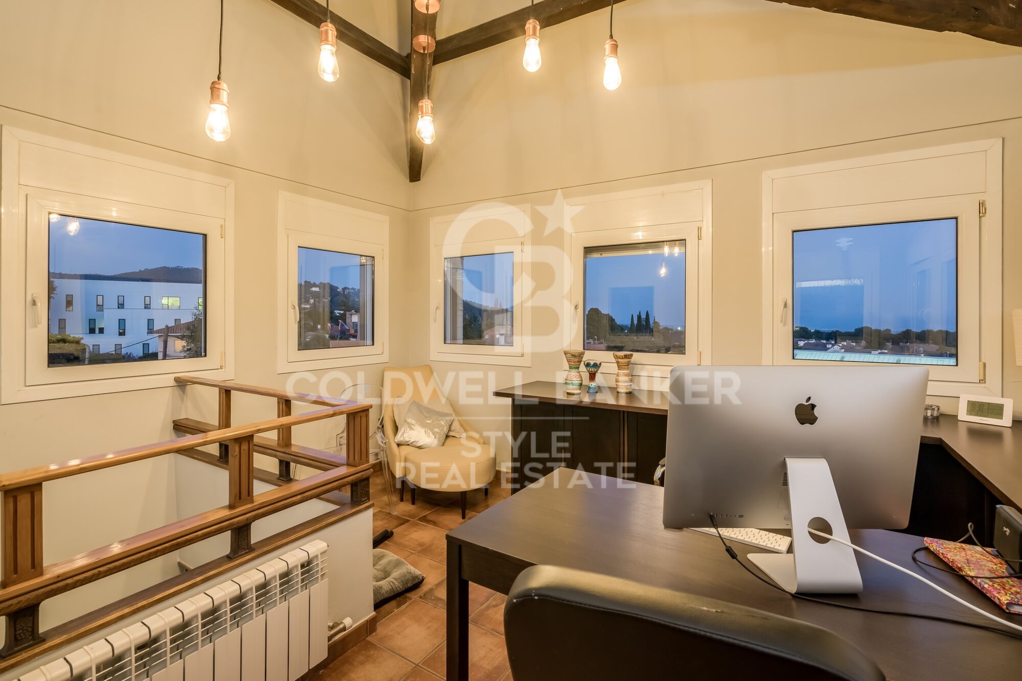 Elegance and exclusivity a step away from the center