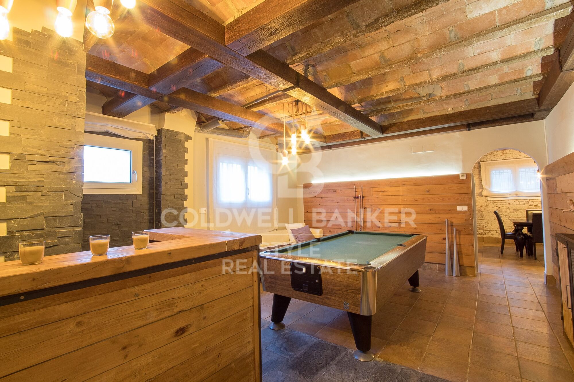 Elegance and exclusivity a step away from the center