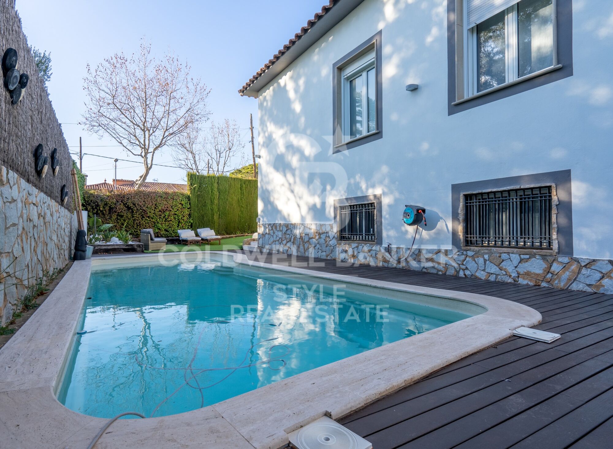 Elegance and exclusivity a step away from the center