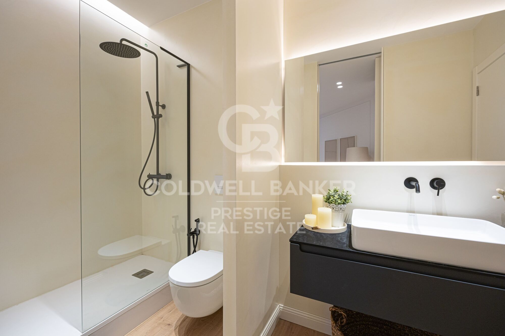 Magnifique appartement rénové à vendre dans le quartier gothique