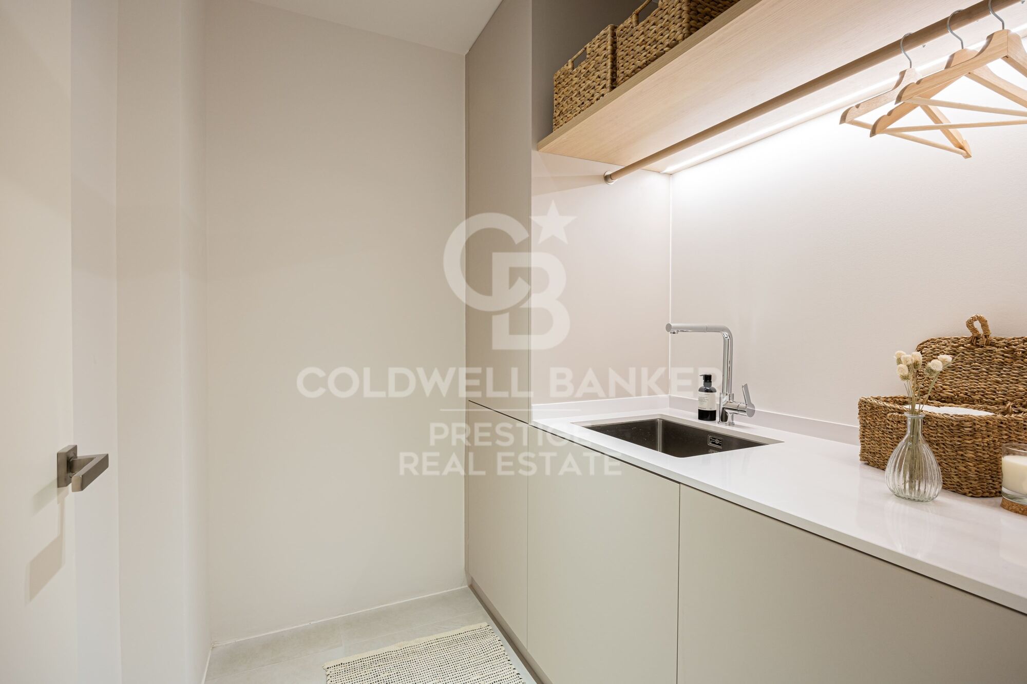 Magnifique appartement rénové à vendre dans le quartier gothique