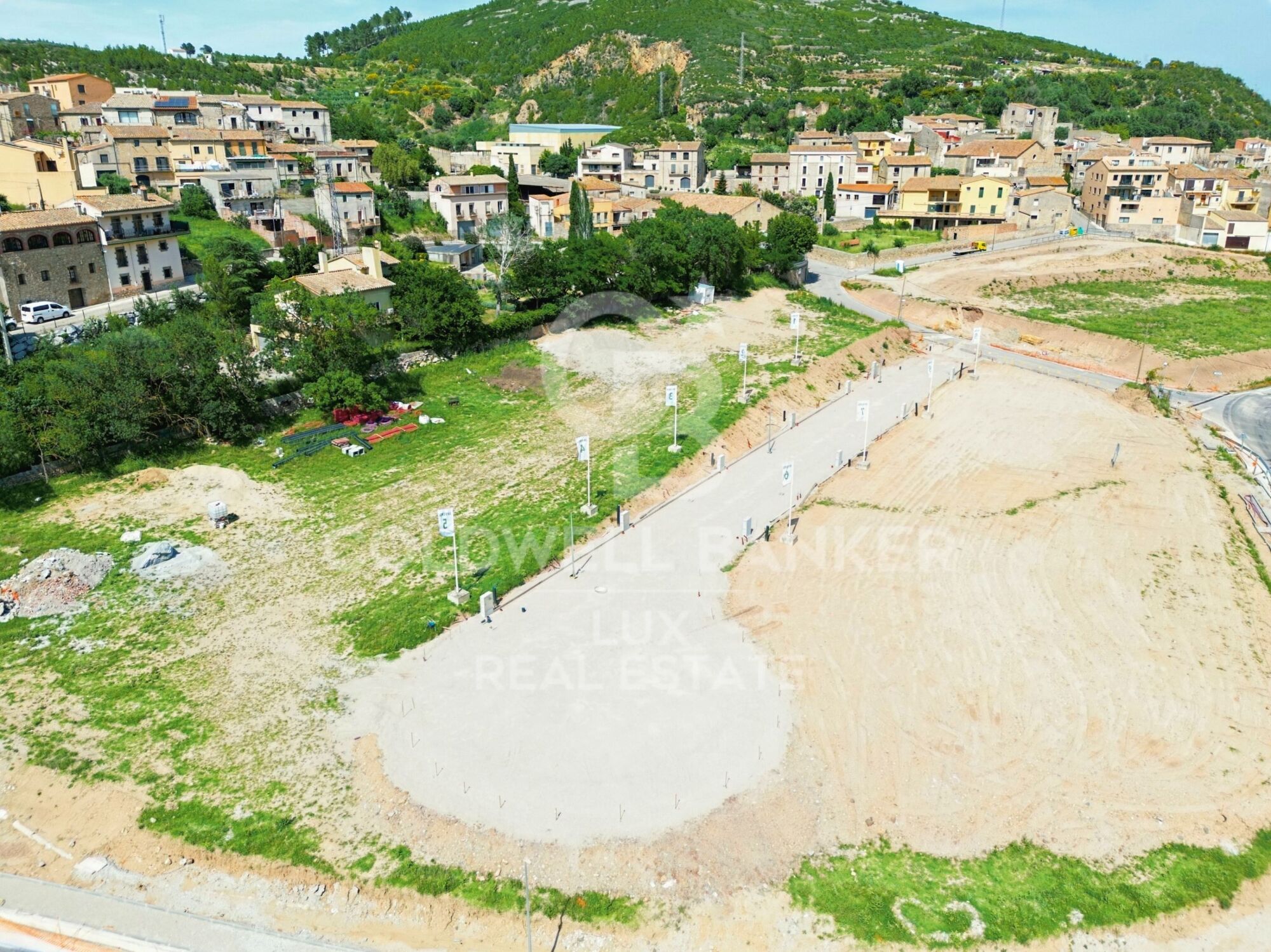 5 parcelles pour la construction de 5 à 10 maisons à Biure