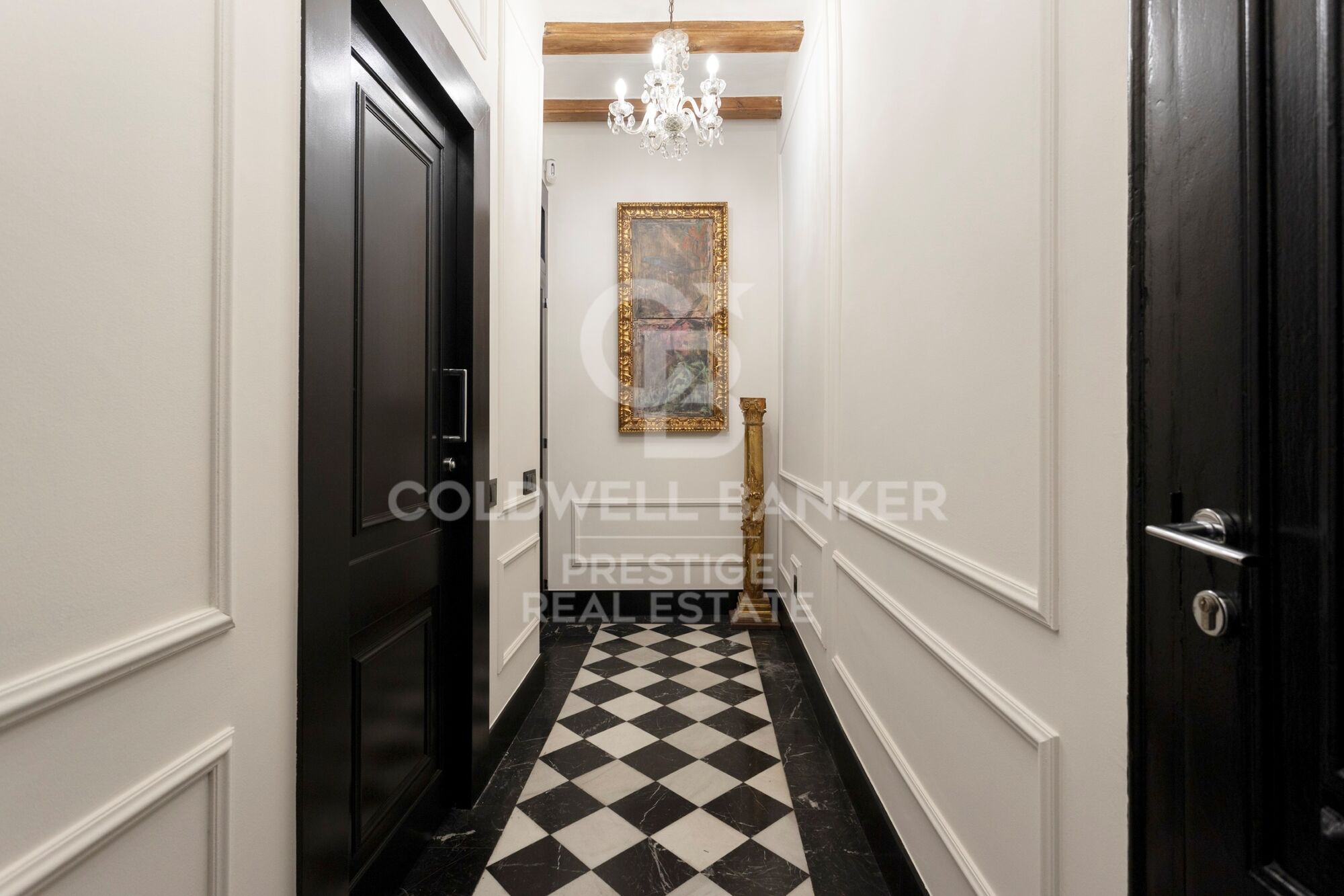 For sale newly refurbished flat in the Born area