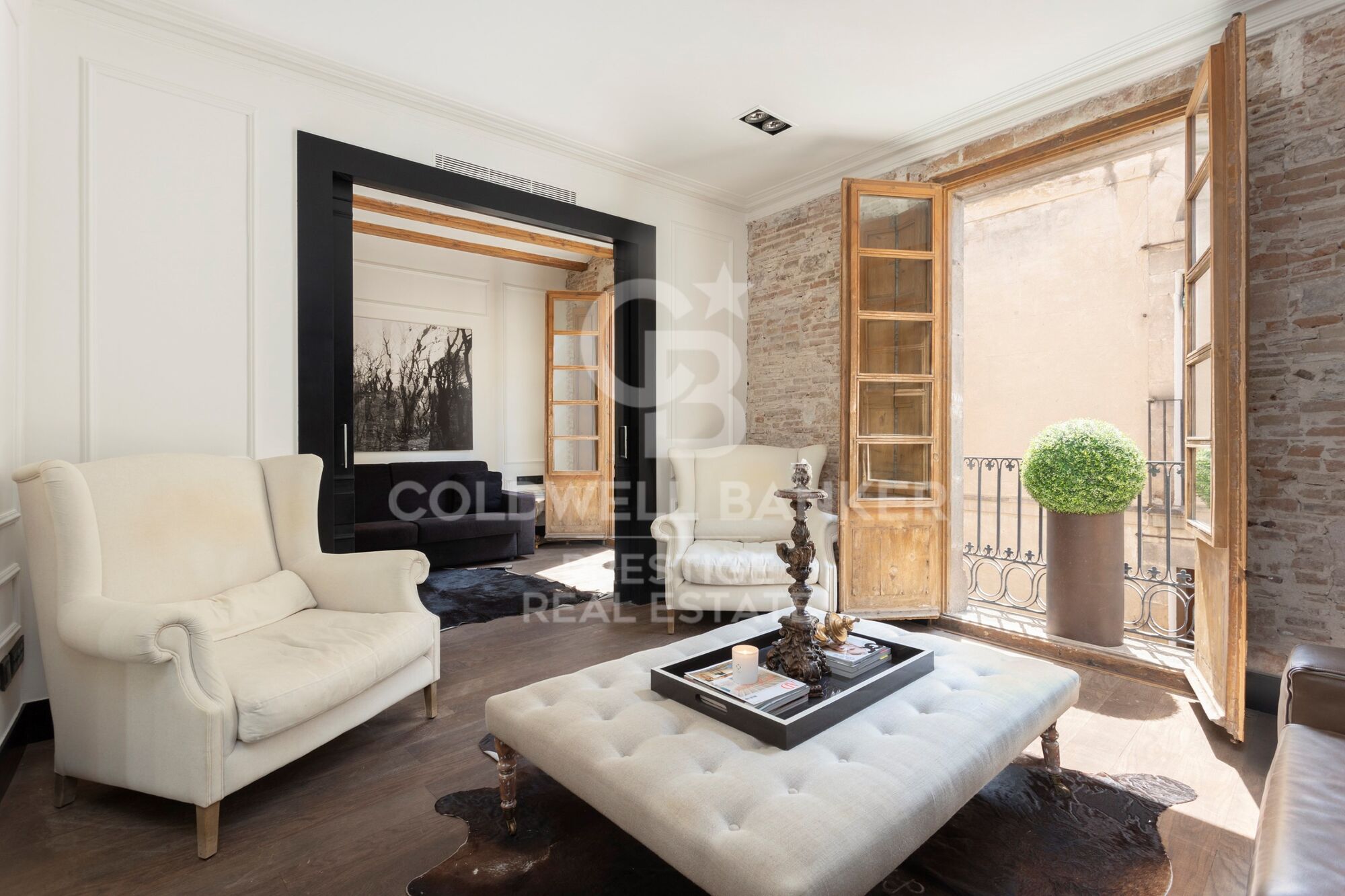 For sale newly refurbished flat in the Born area