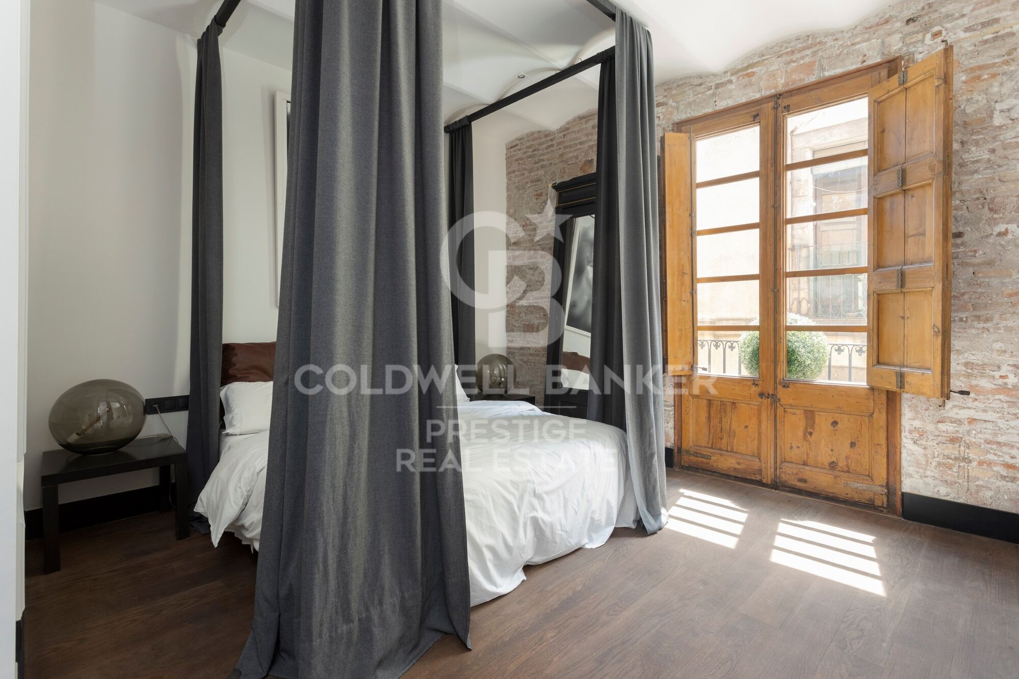 For sale newly refurbished flat in the Born area